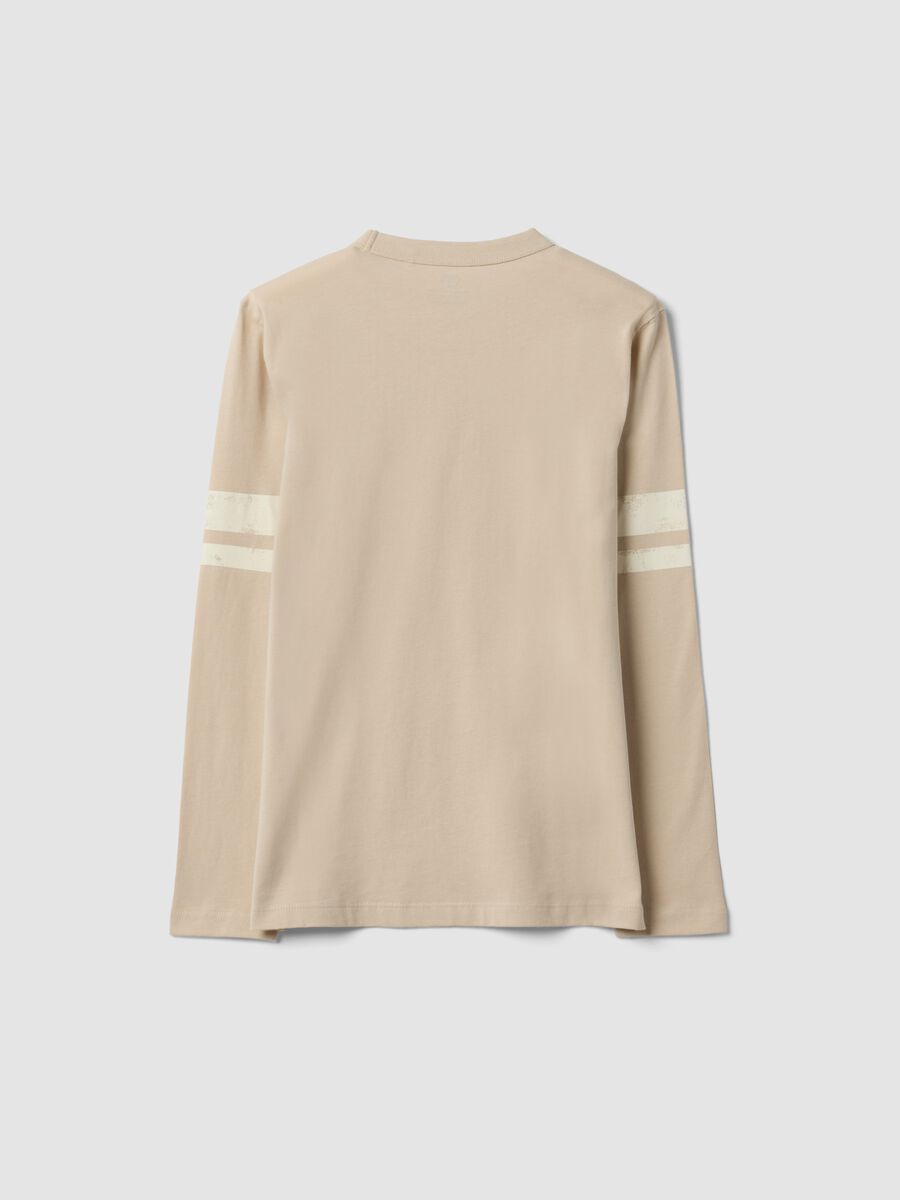 T-shirt beige in puro cotone organico con stampa college per ragazzo_5