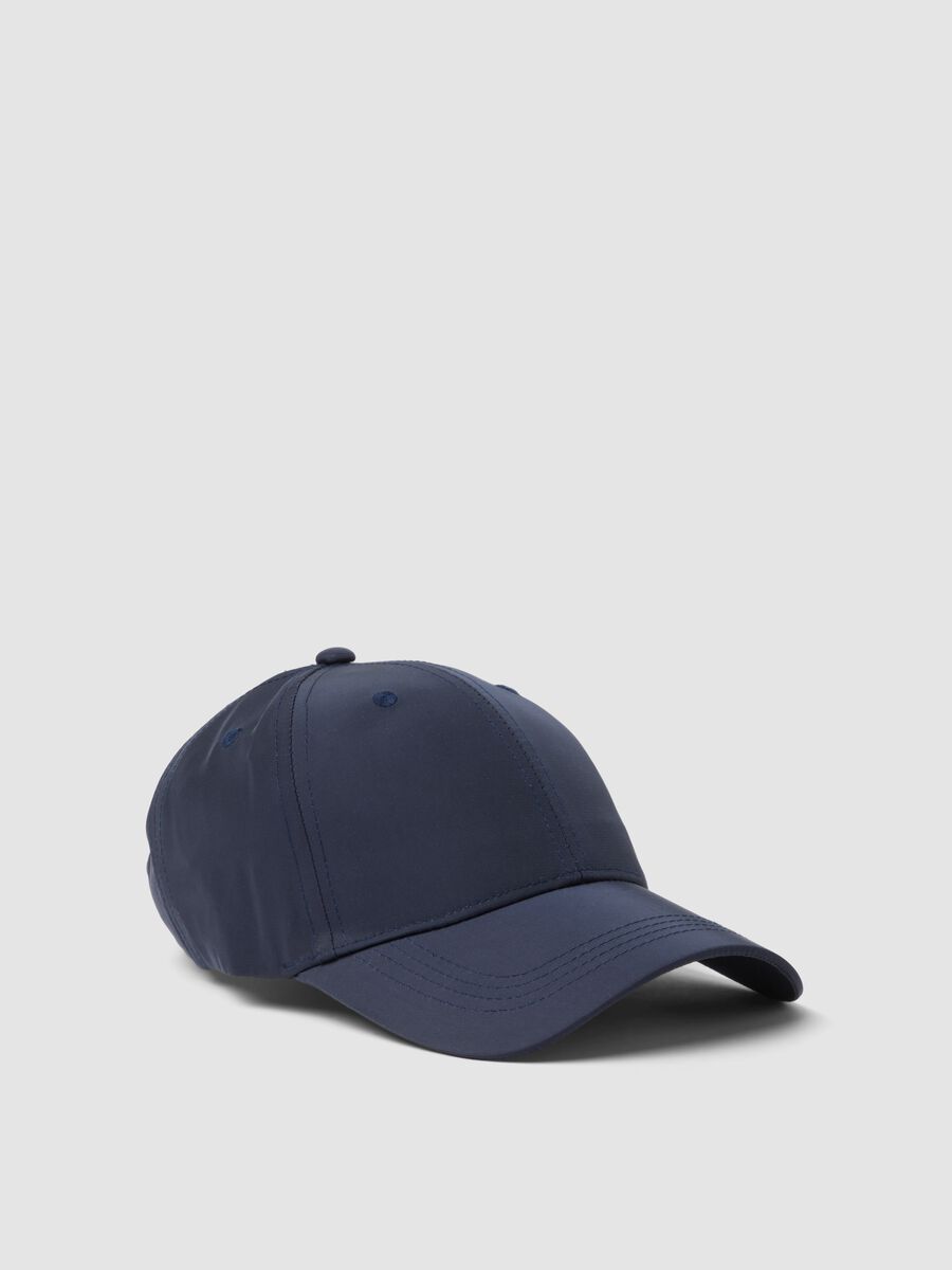 Cappello blu con visiera curva_0