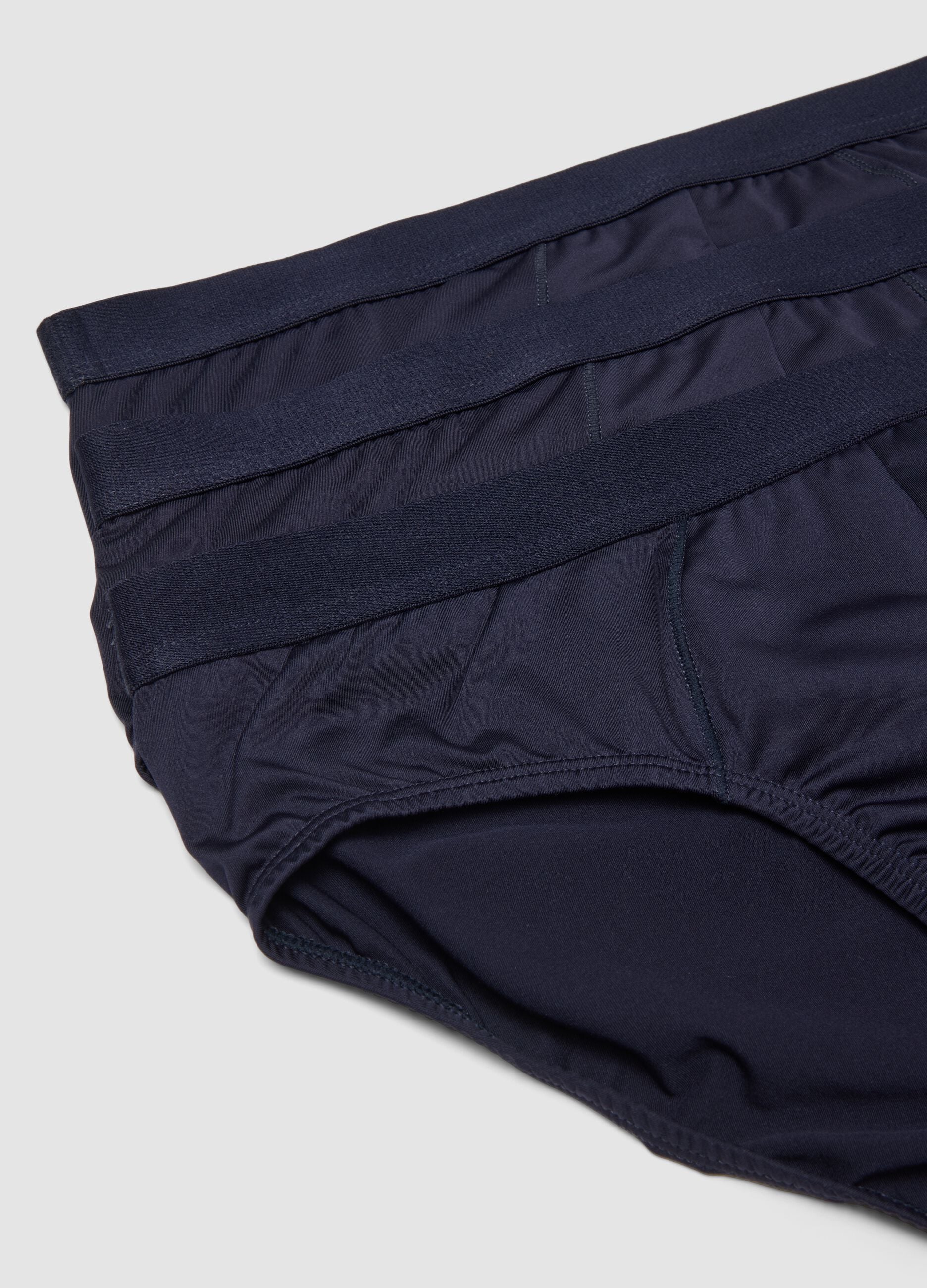 3-pack blue stretch-fabric briefs