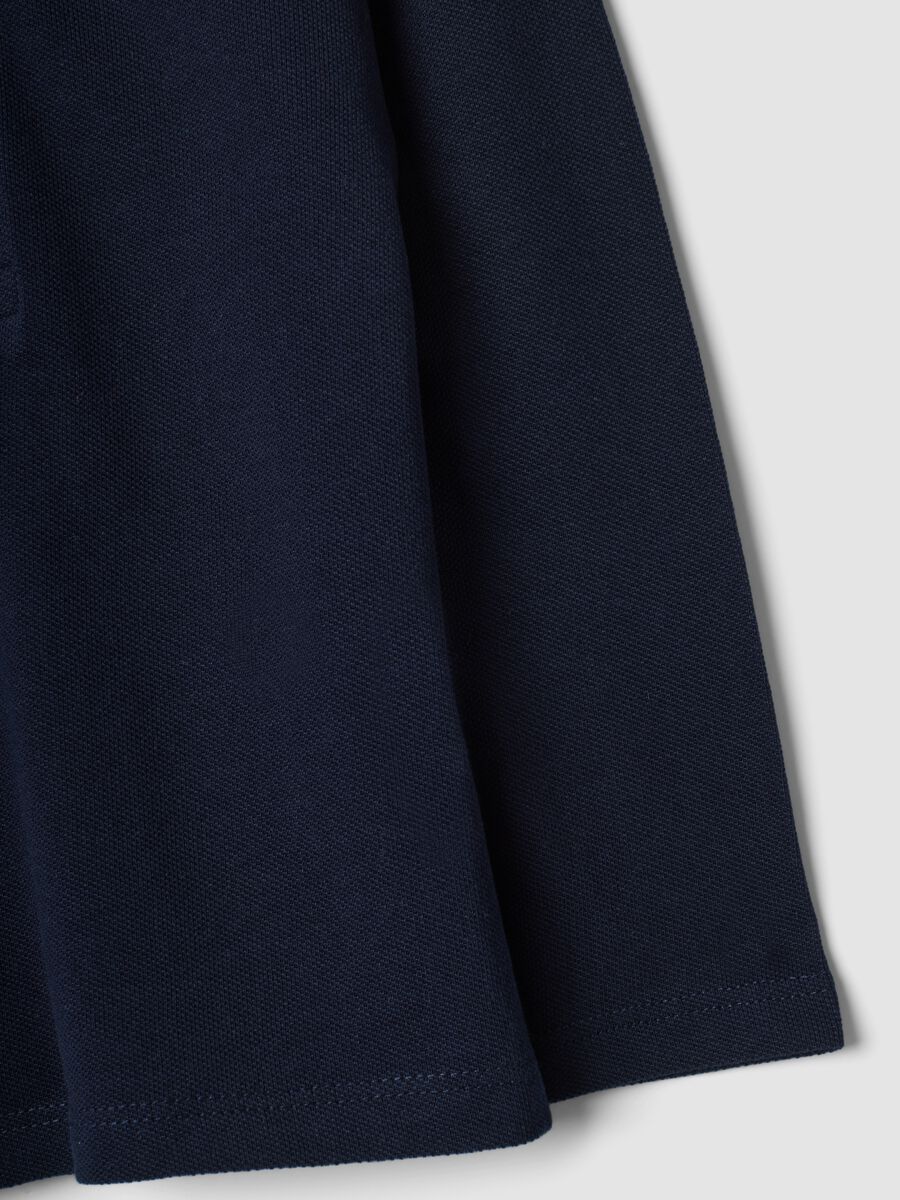 Polo blu a maniche lunghe in cotone organico_3