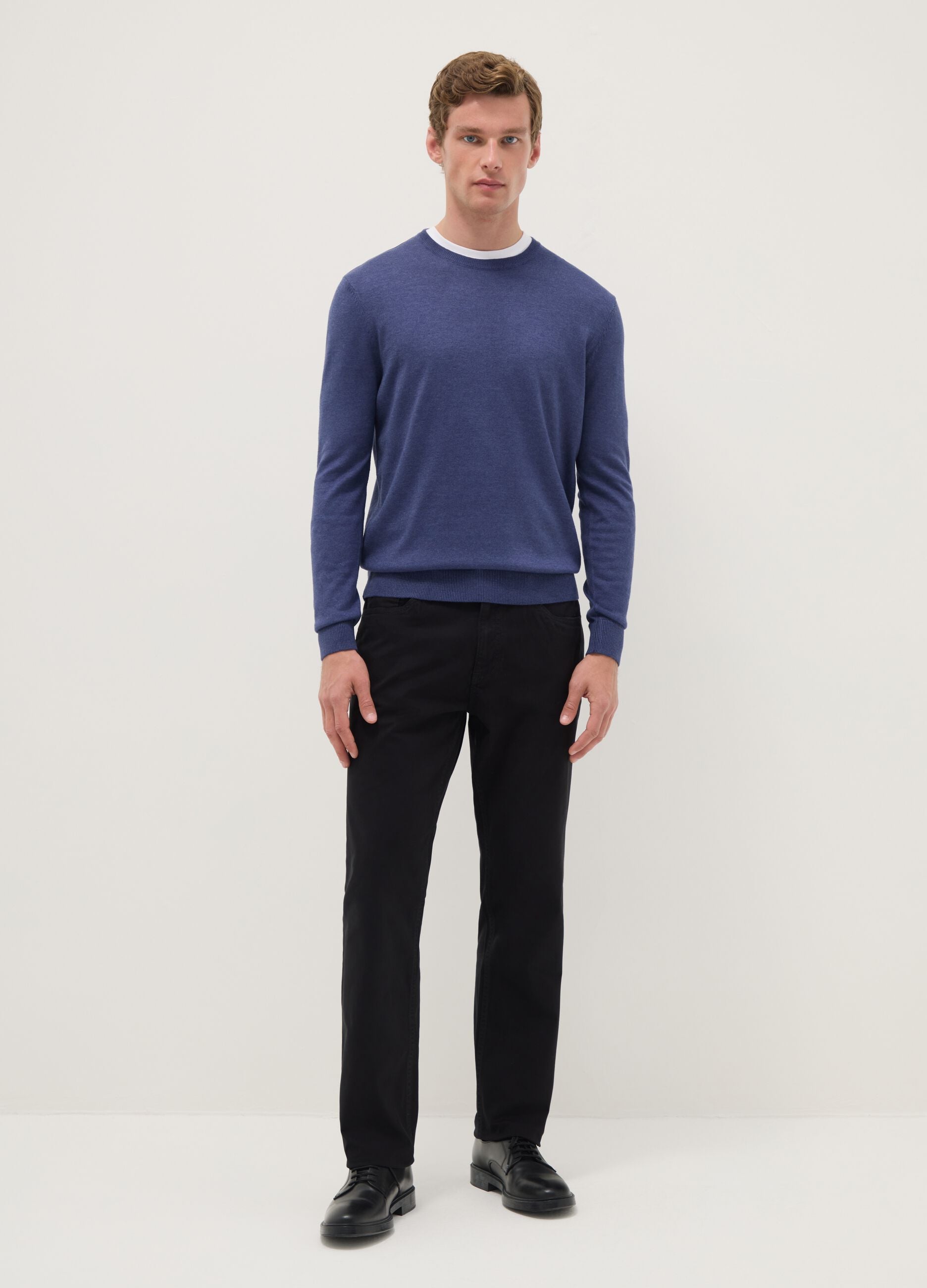 Blue cotton-blend crew neck sweater, regular fit