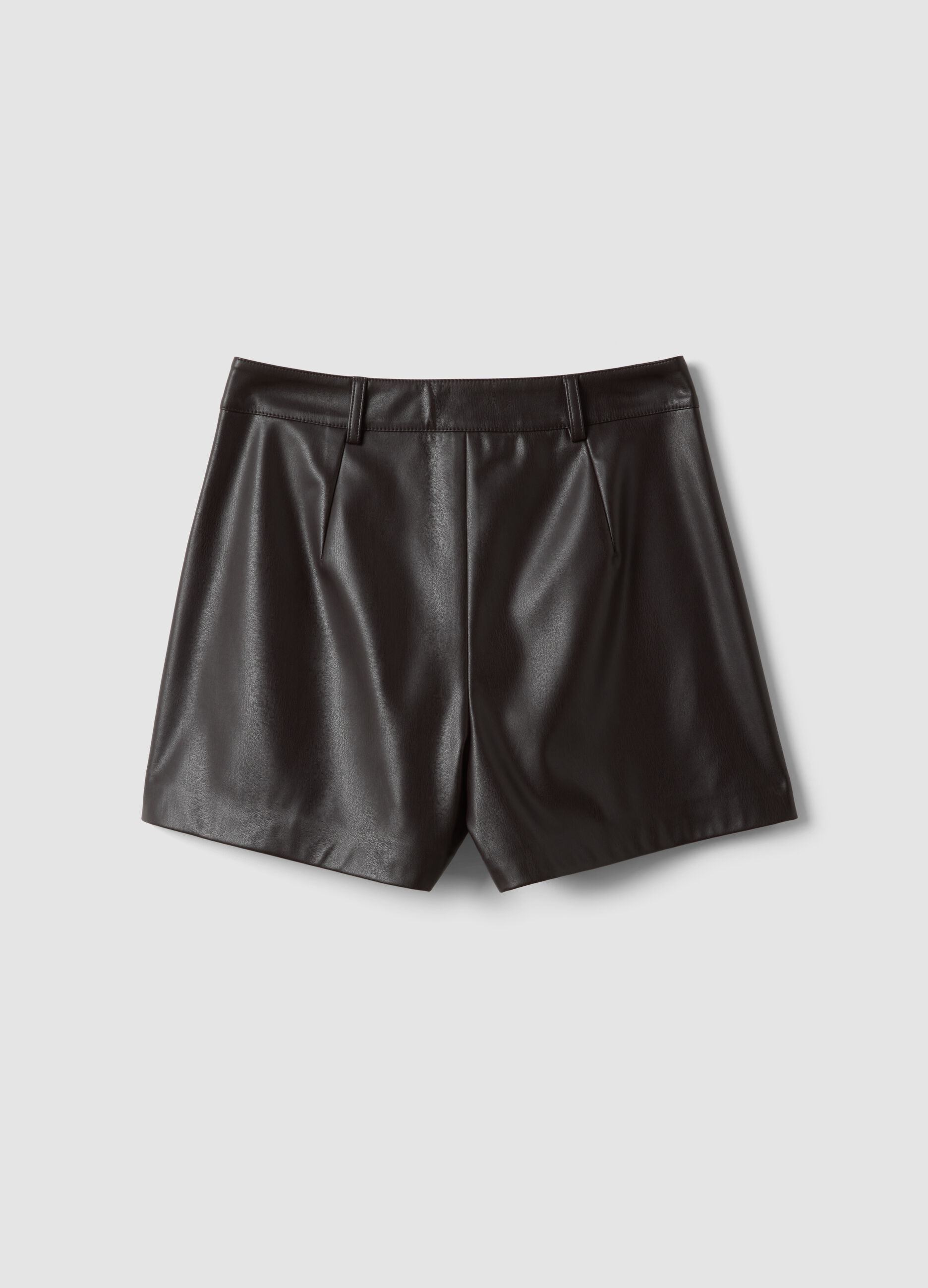 Brown regular-fit shorts with elasticated waistband