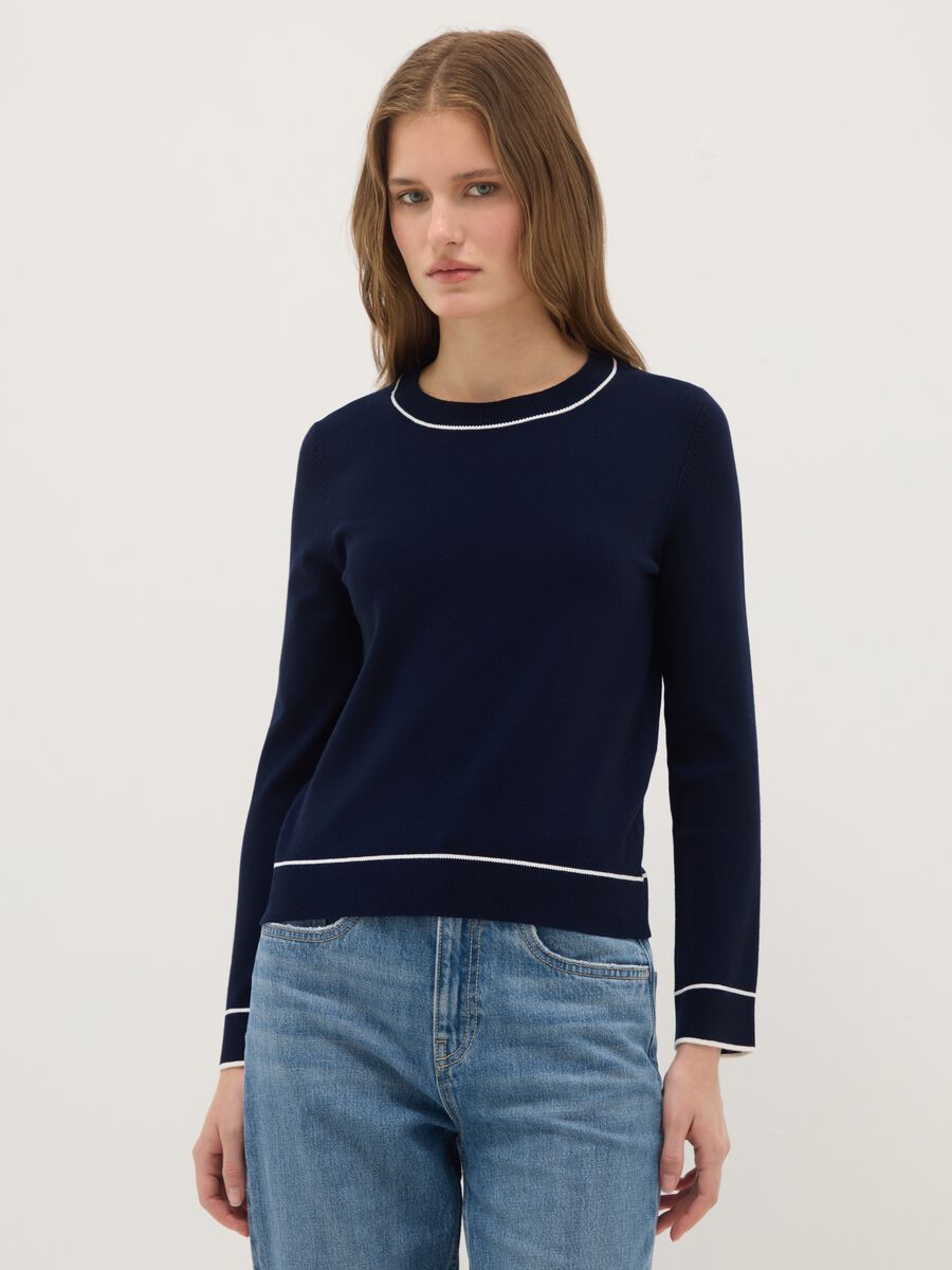Regular fit blue crew neck jumper with contrast details_0