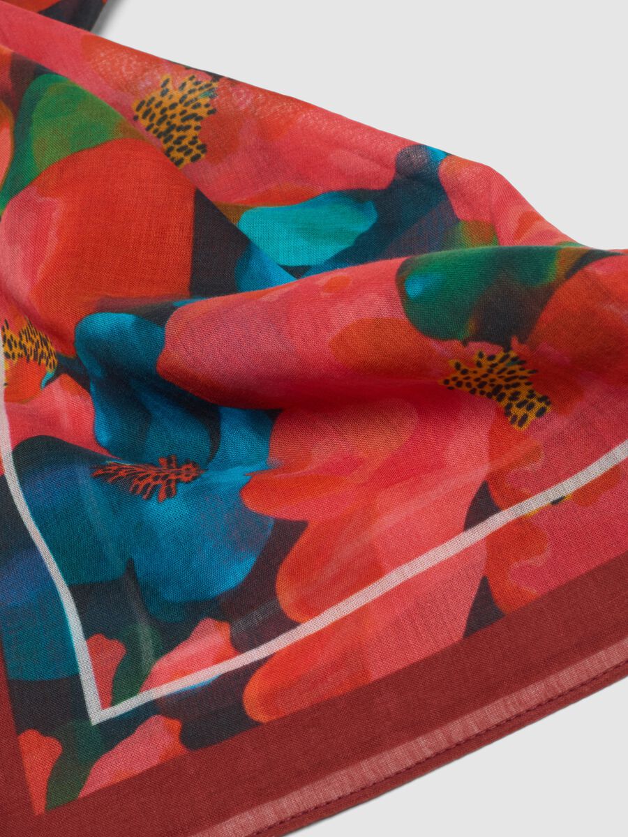 Multicoloured pure cotton scarf with floral design_2