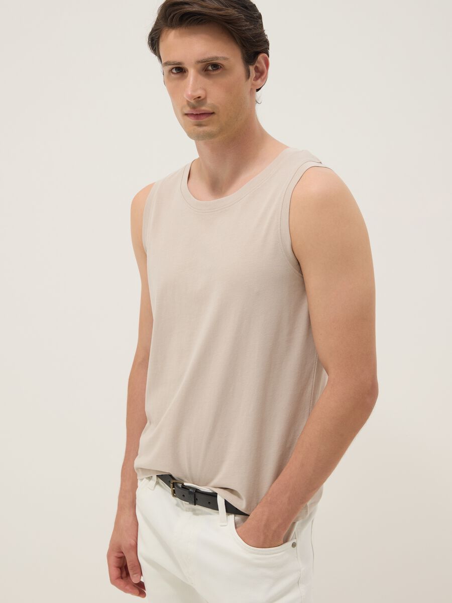 Beige crew-neck vest top in pure cotton, regular fit_0