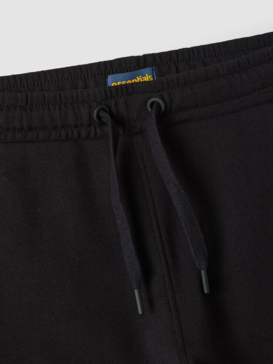 Black pure organic cotton joggers with drawstring for boys_5