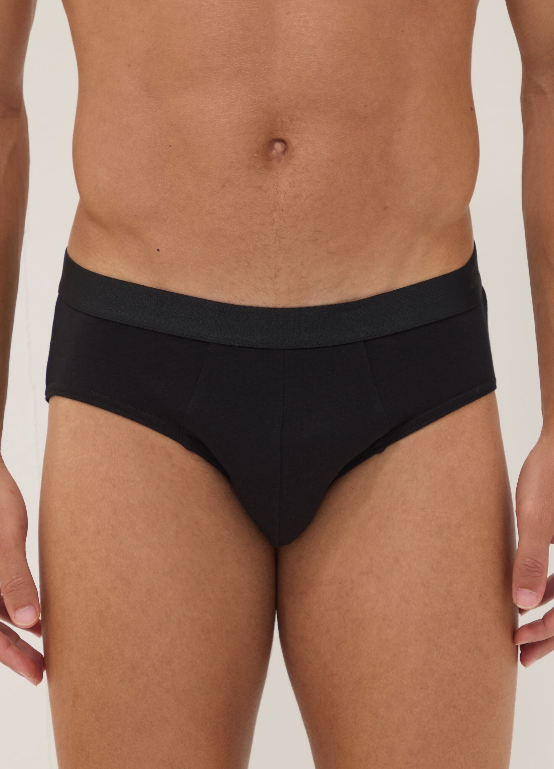 3-pack of black organic cotton briefs