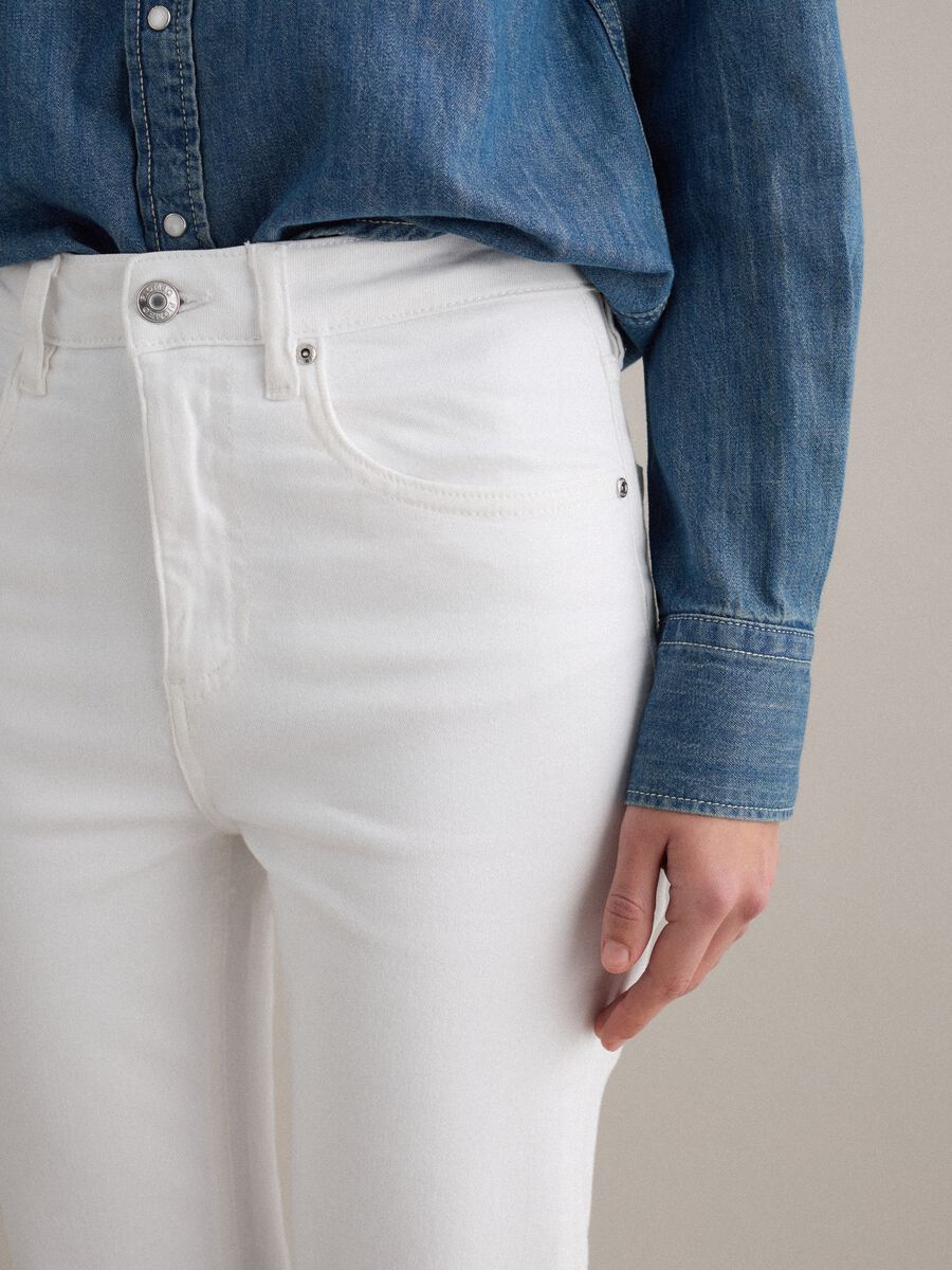 White Stretch Cotton Flare Jeans_3