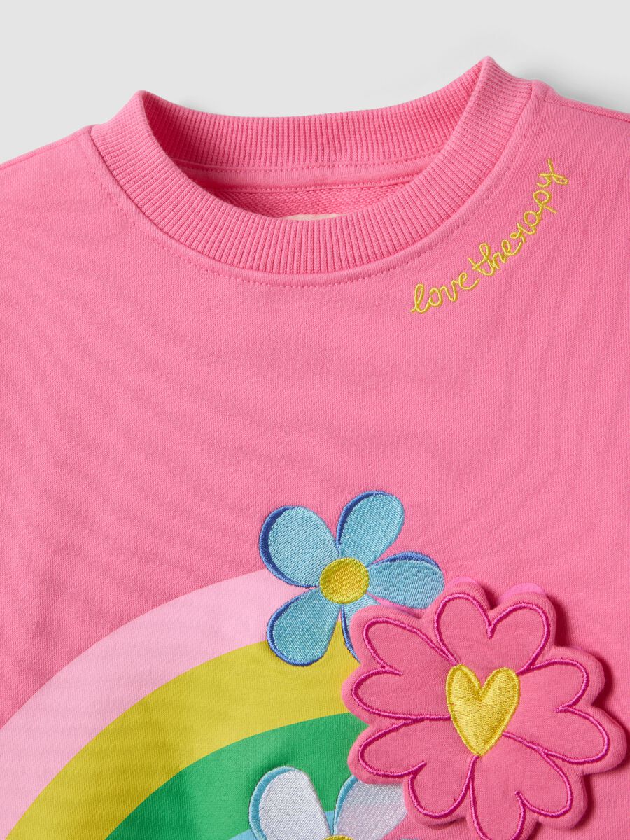 Pink cotton-blend sweatshirt with crew neck, rainbow print and floral details_2