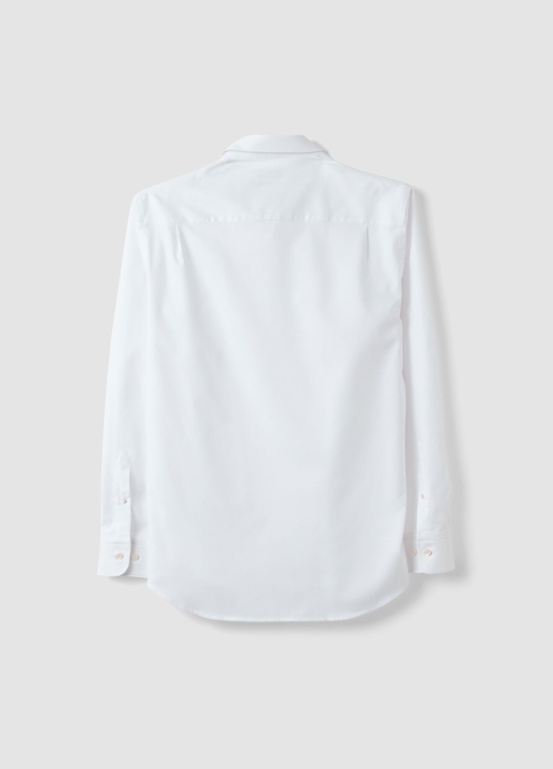 White pure compact cotton shirt with classic collar, regular fit
