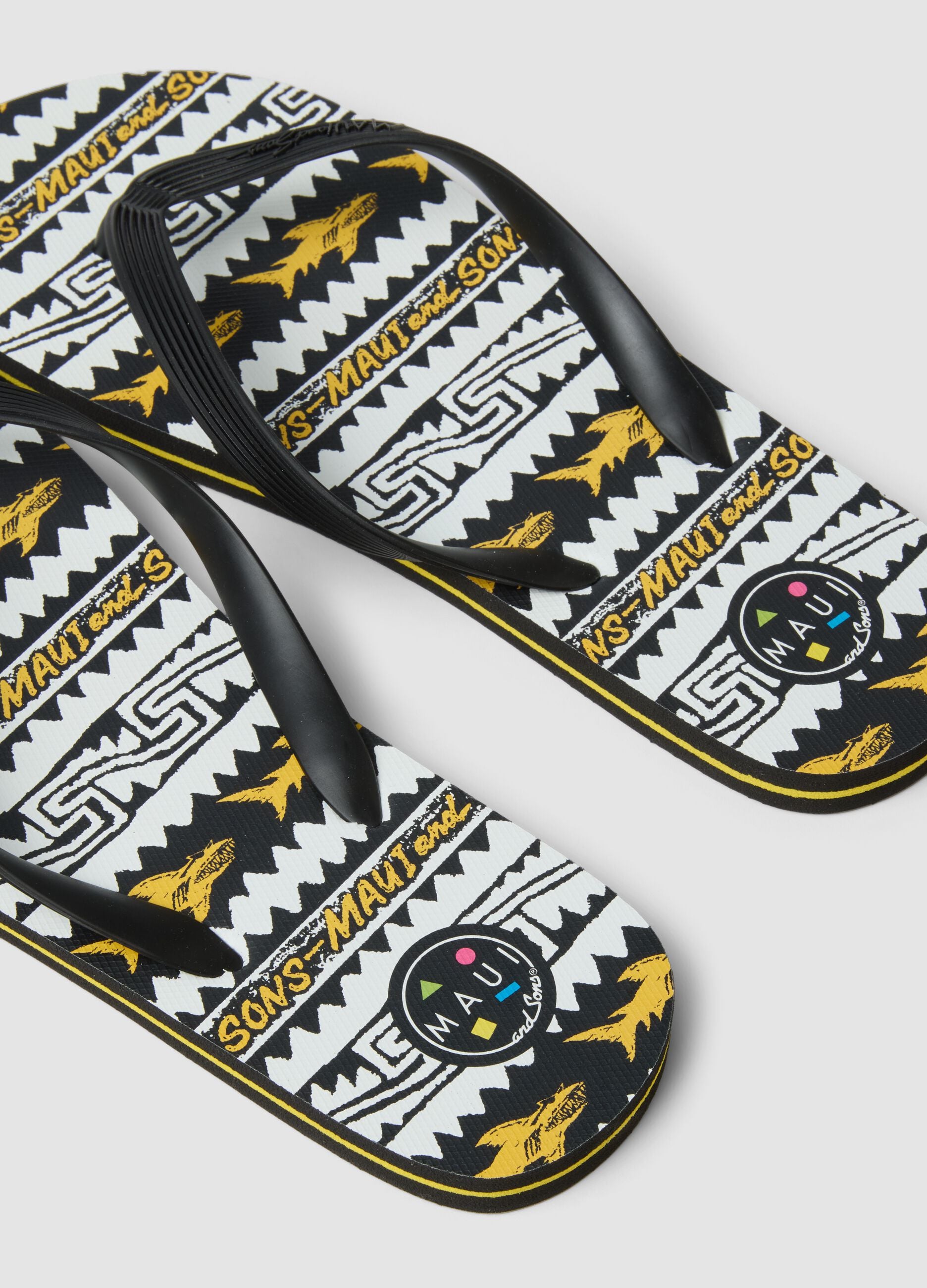 Multicolour Flip-Flops with Geometric Pattern