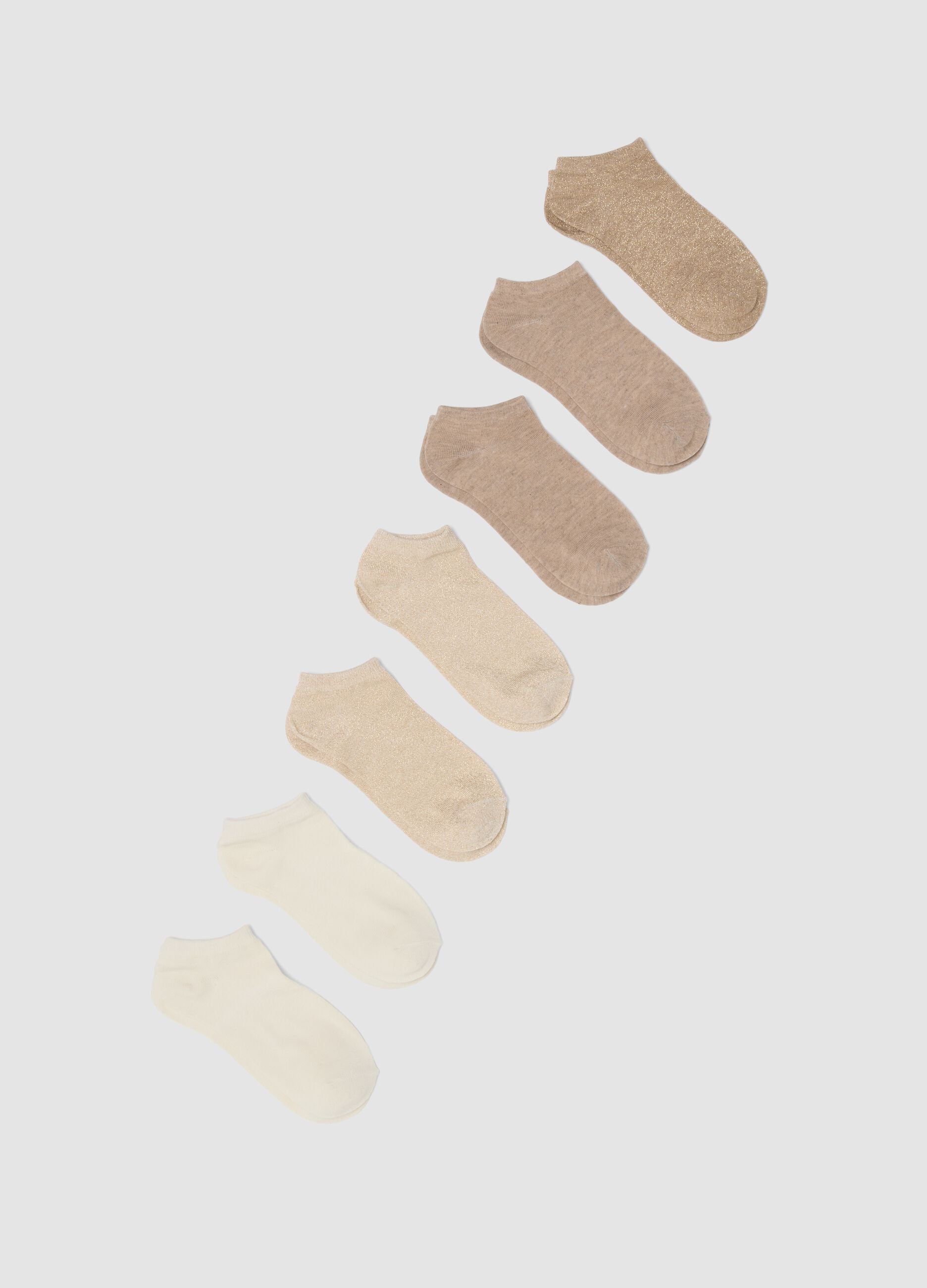 Multipack of seven beige no-show socks in stretchy fabric
