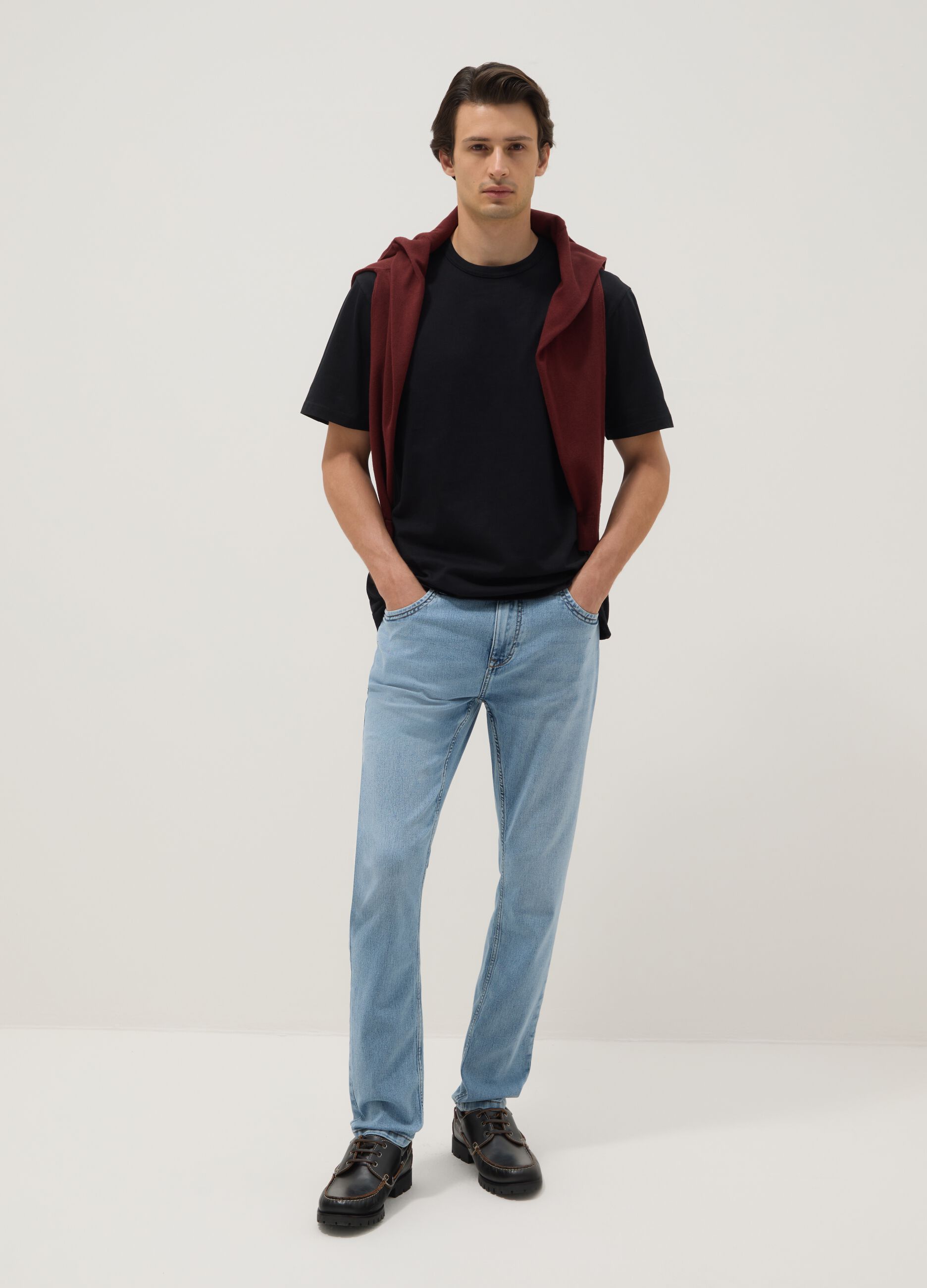 Black pure cotton crew neck t-shirt with relaxed fit