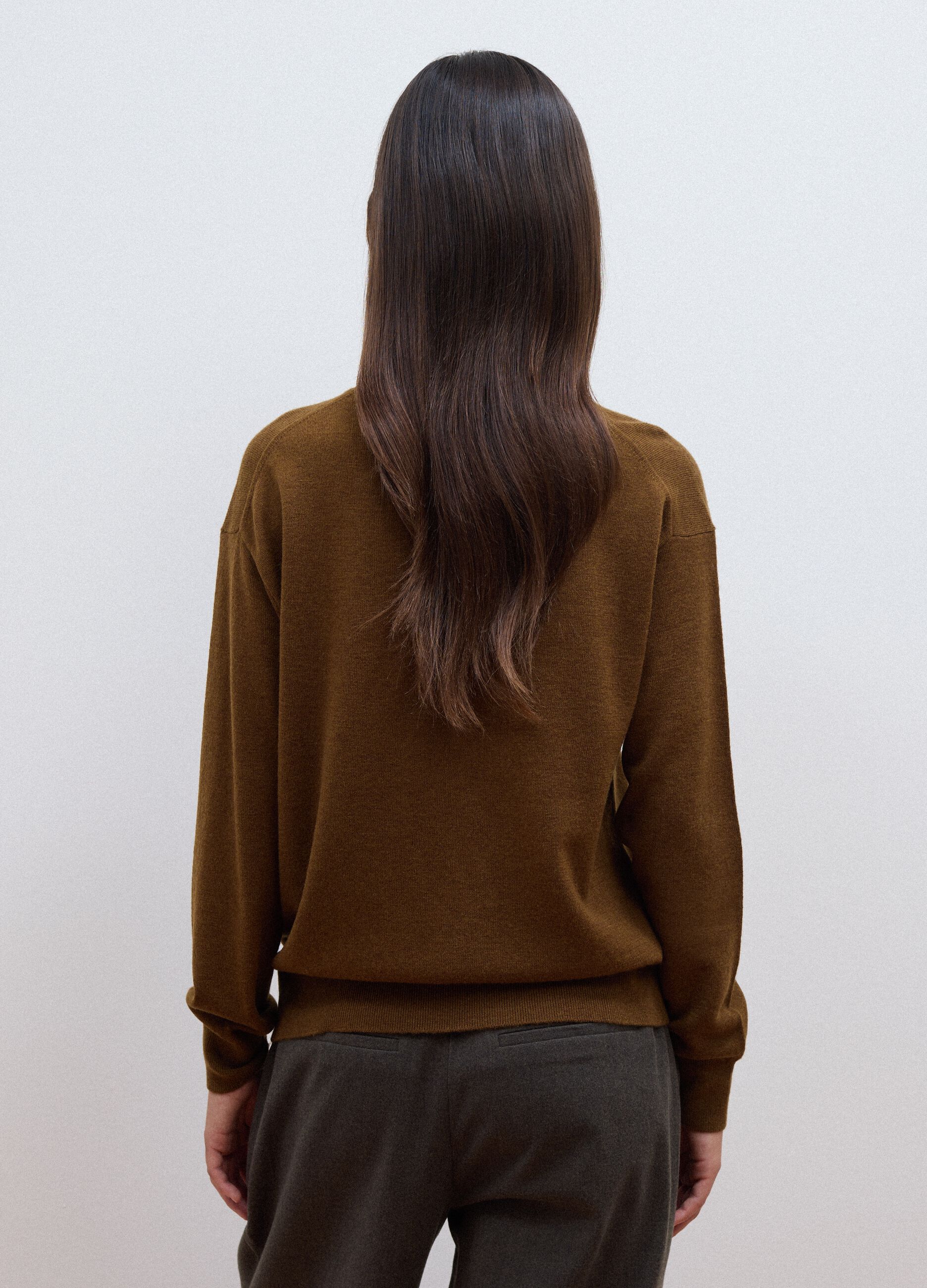 Brown pure wool crew-neck jumper in oversized fit