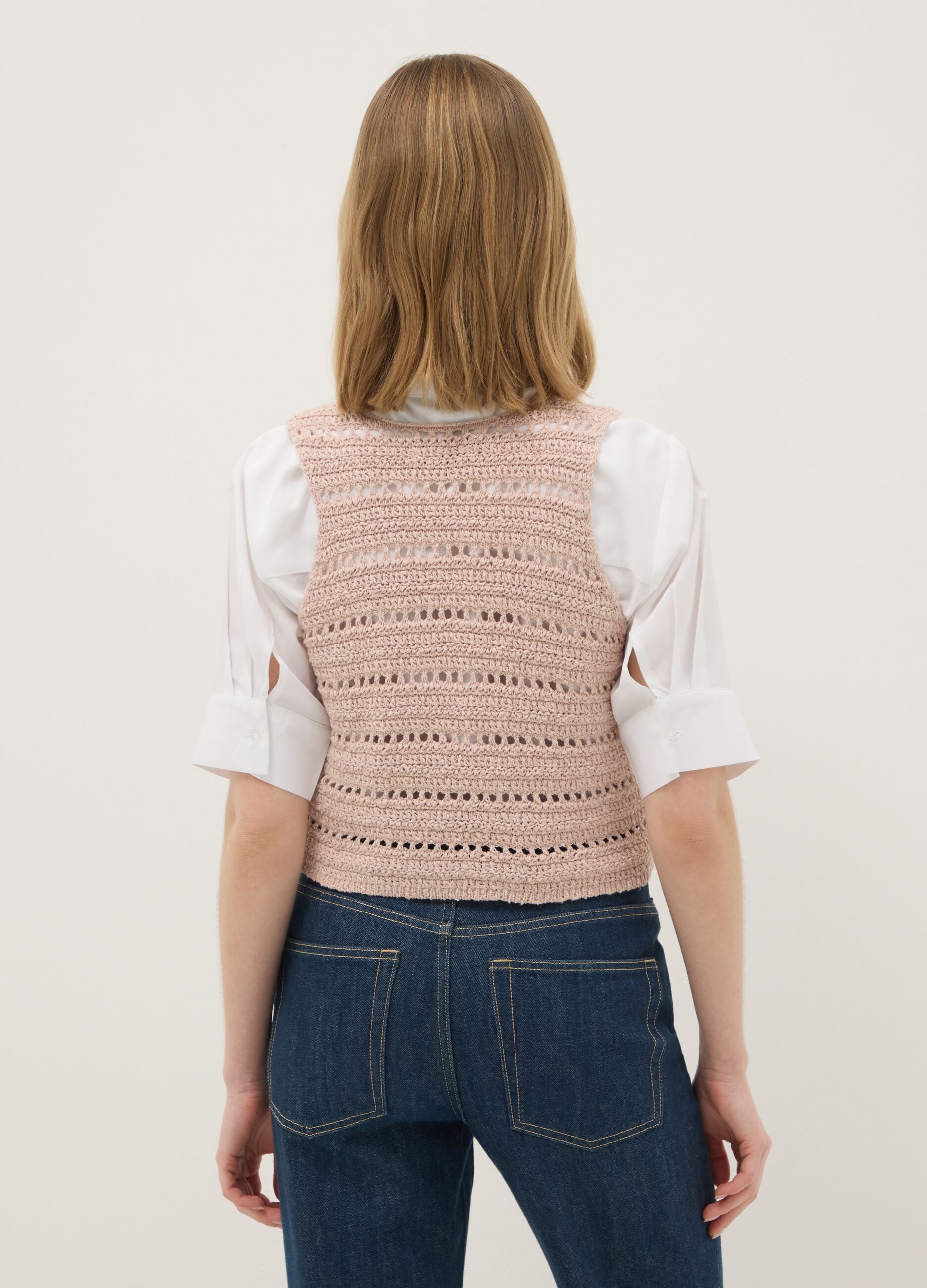 Pink pure cotton regular fit waistcoat with perforated design