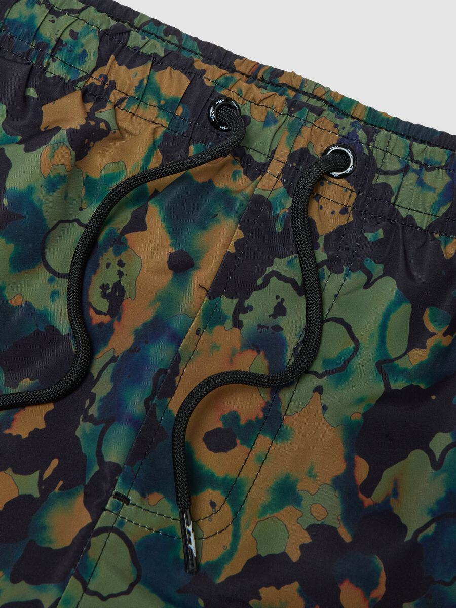 Multicolour camouflage swim shorts with drawstring_5