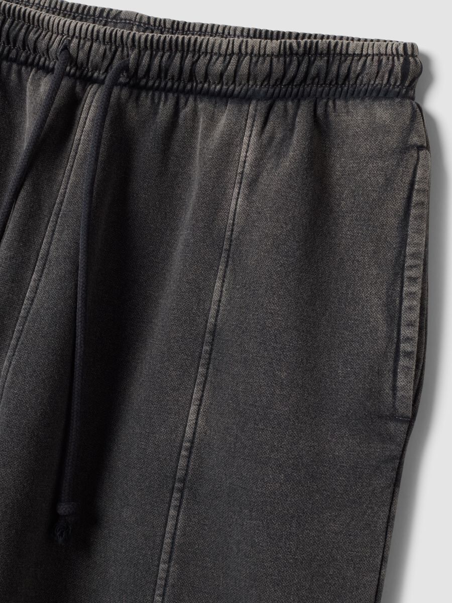 Grey cotton-blend jogger trousers with drawstring_1