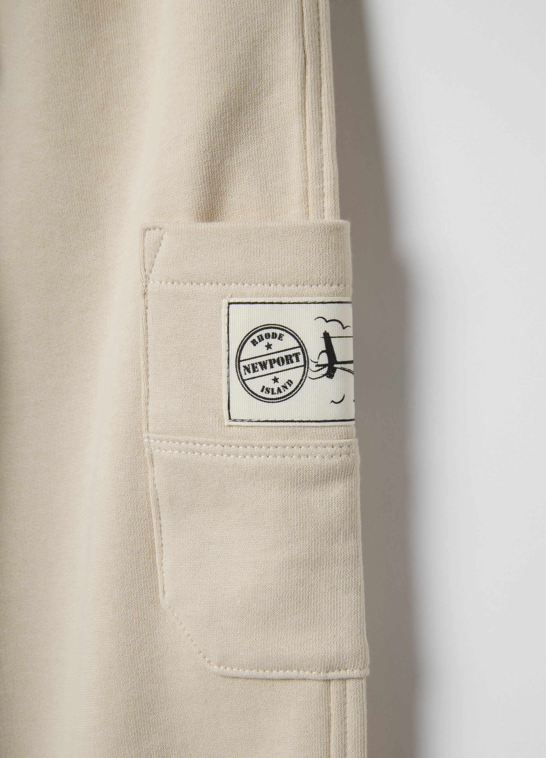 Kids' beige jogger trousers in pure cotton regular fit