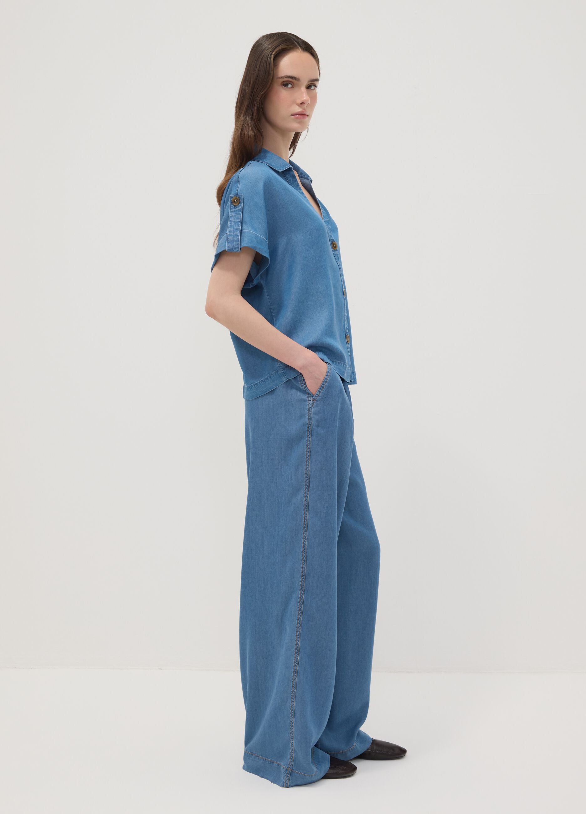 Light blue pure lyocell shirt with patterned collar