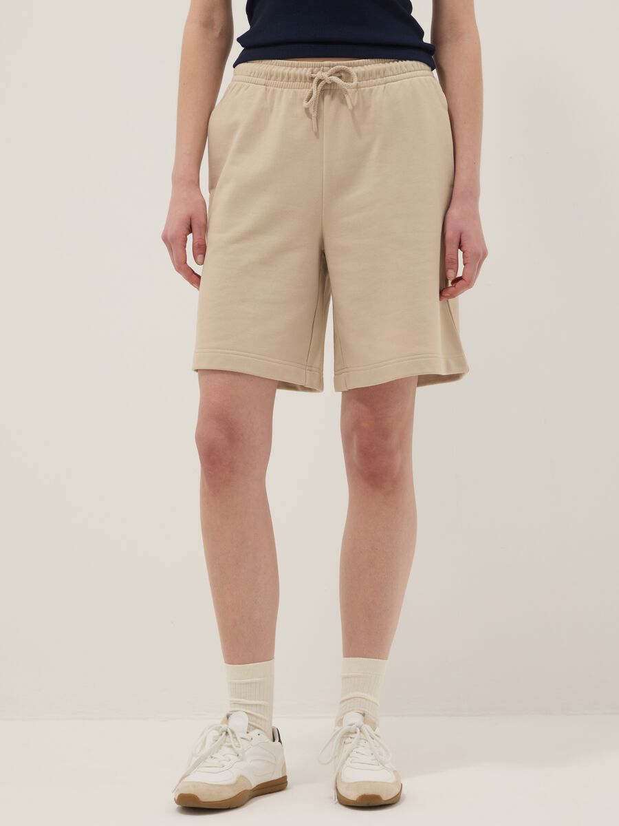 Beige cotton-blend regular-fit shorts with elasticated waist_1