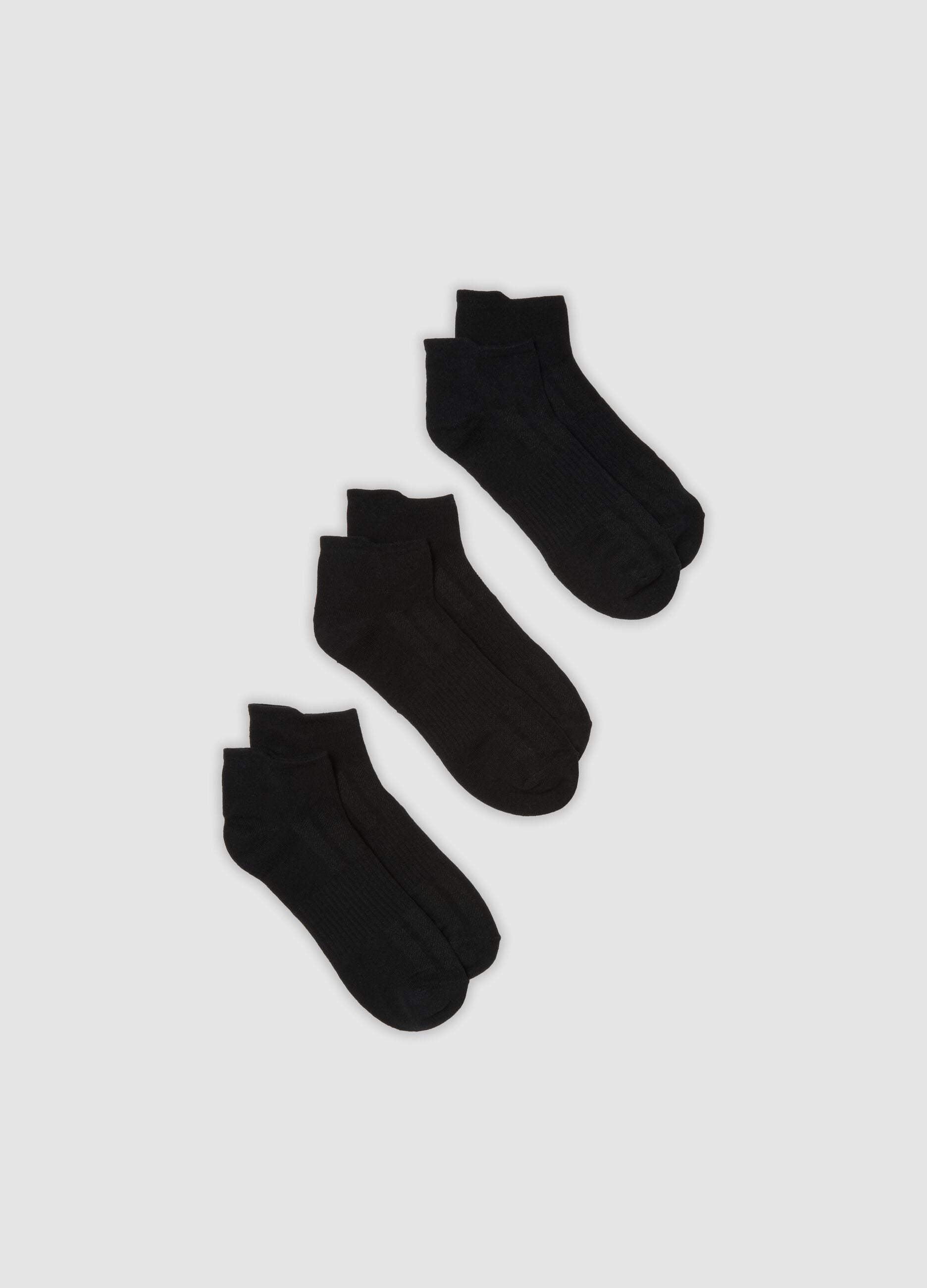 3-pack of black ankle sports socks in organic cotton blend