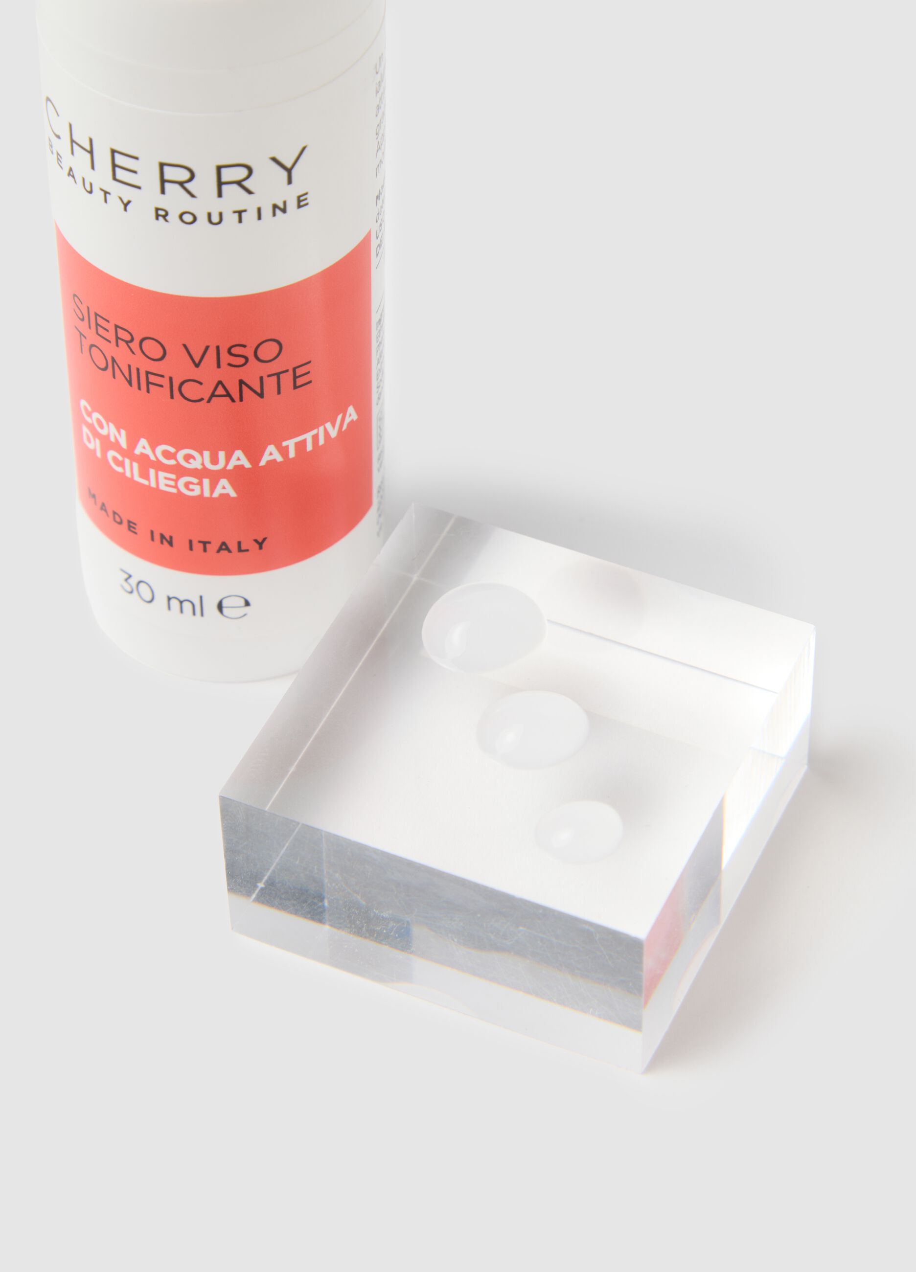 Siero viso tonificante con acqua attiva di ciliegia