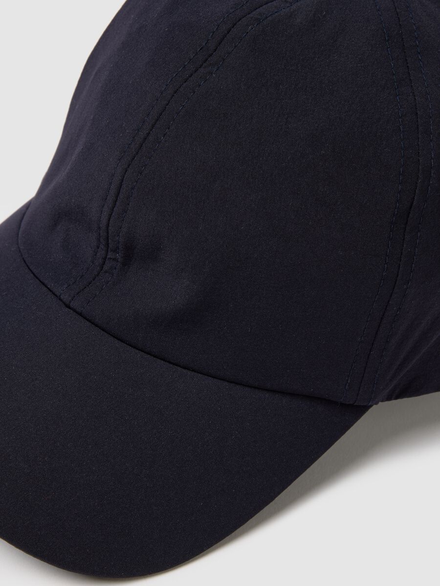 Blue cap with adjustable visor_2