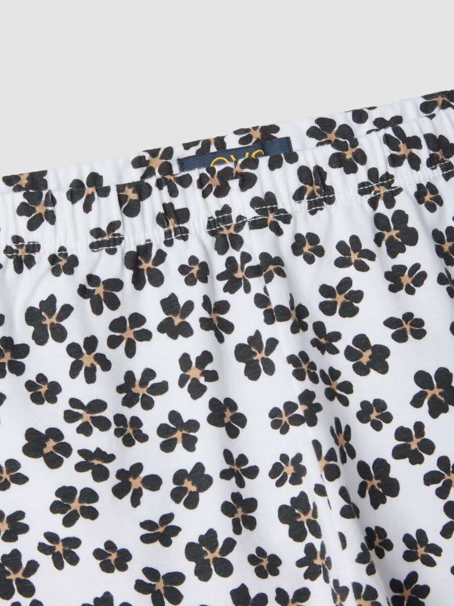 White organic cotton shorts with floral print_2
