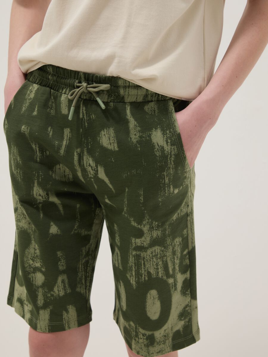 Shorts in puro cotone con stampa verde da ragazzo regular fit_2