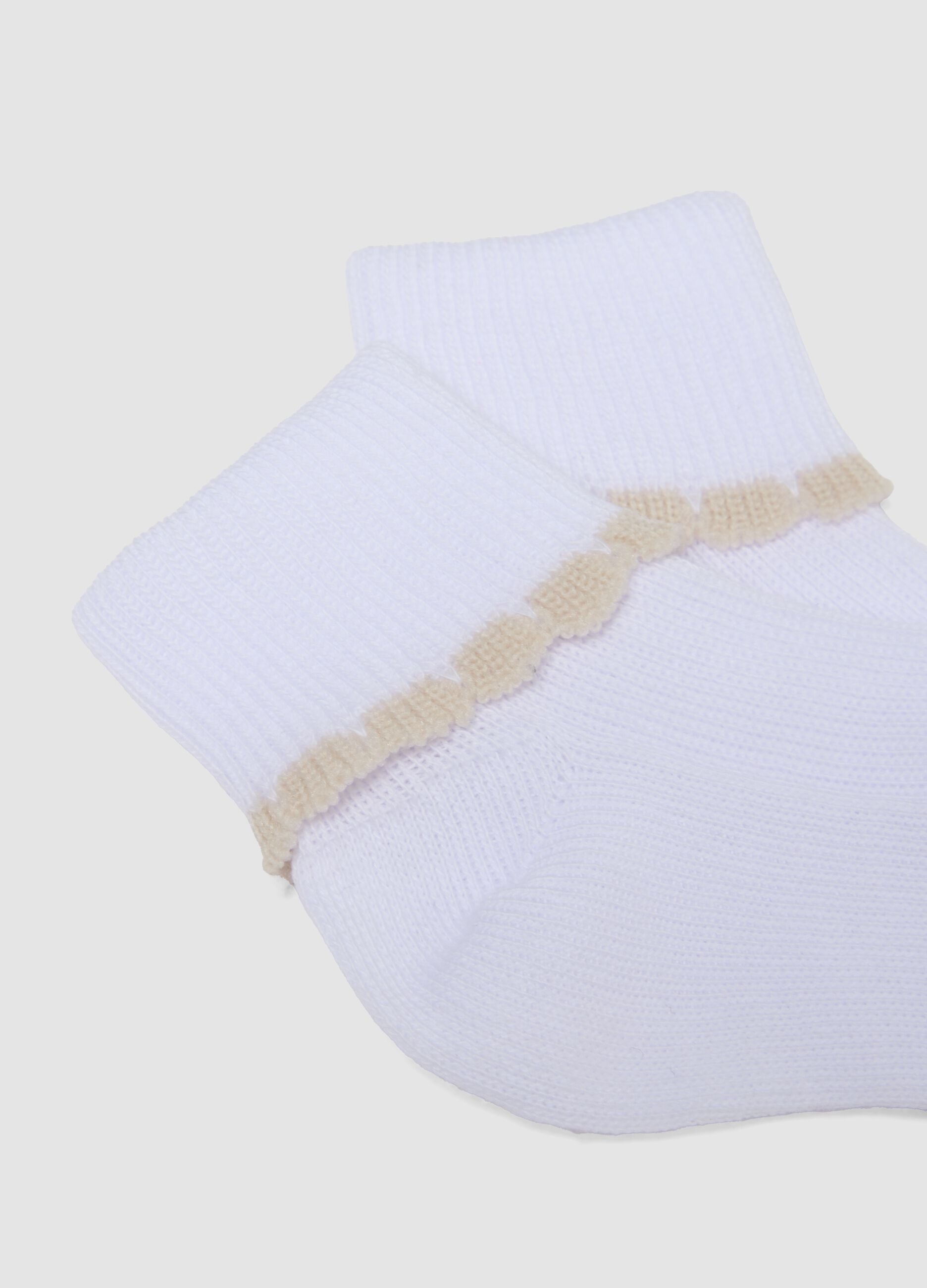 Two-pack newborn white short cotton blend socks regular fit