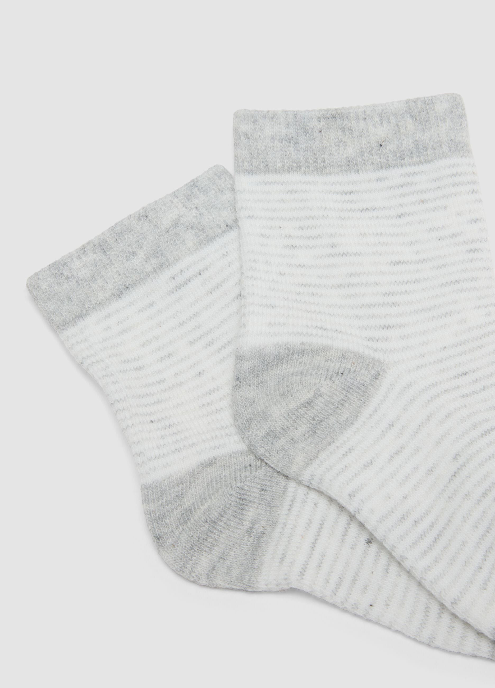 3-pack of grey organic stretch cotton socks