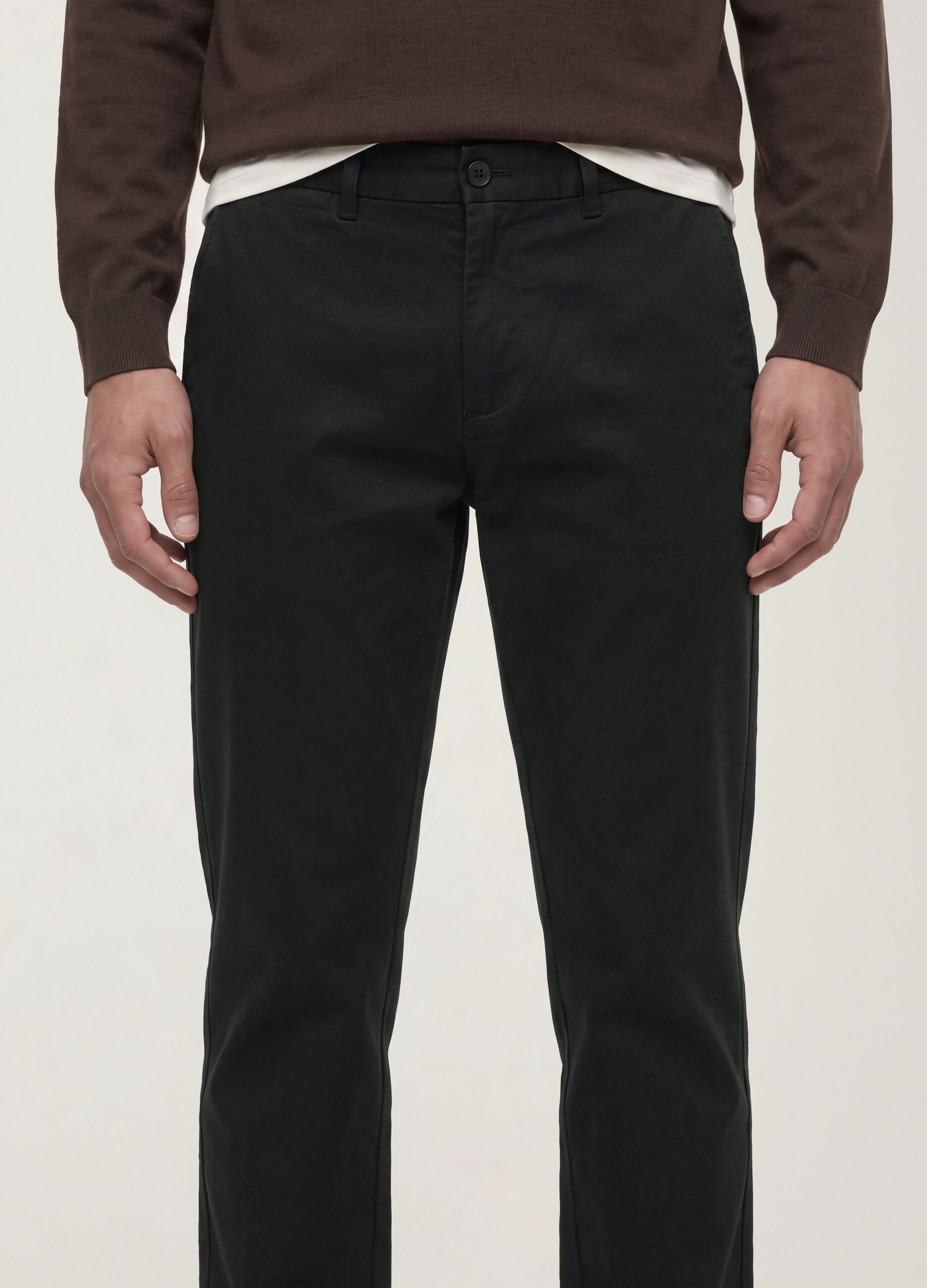 Black slim-fit chino trousers in lyocell and stretch cotton
