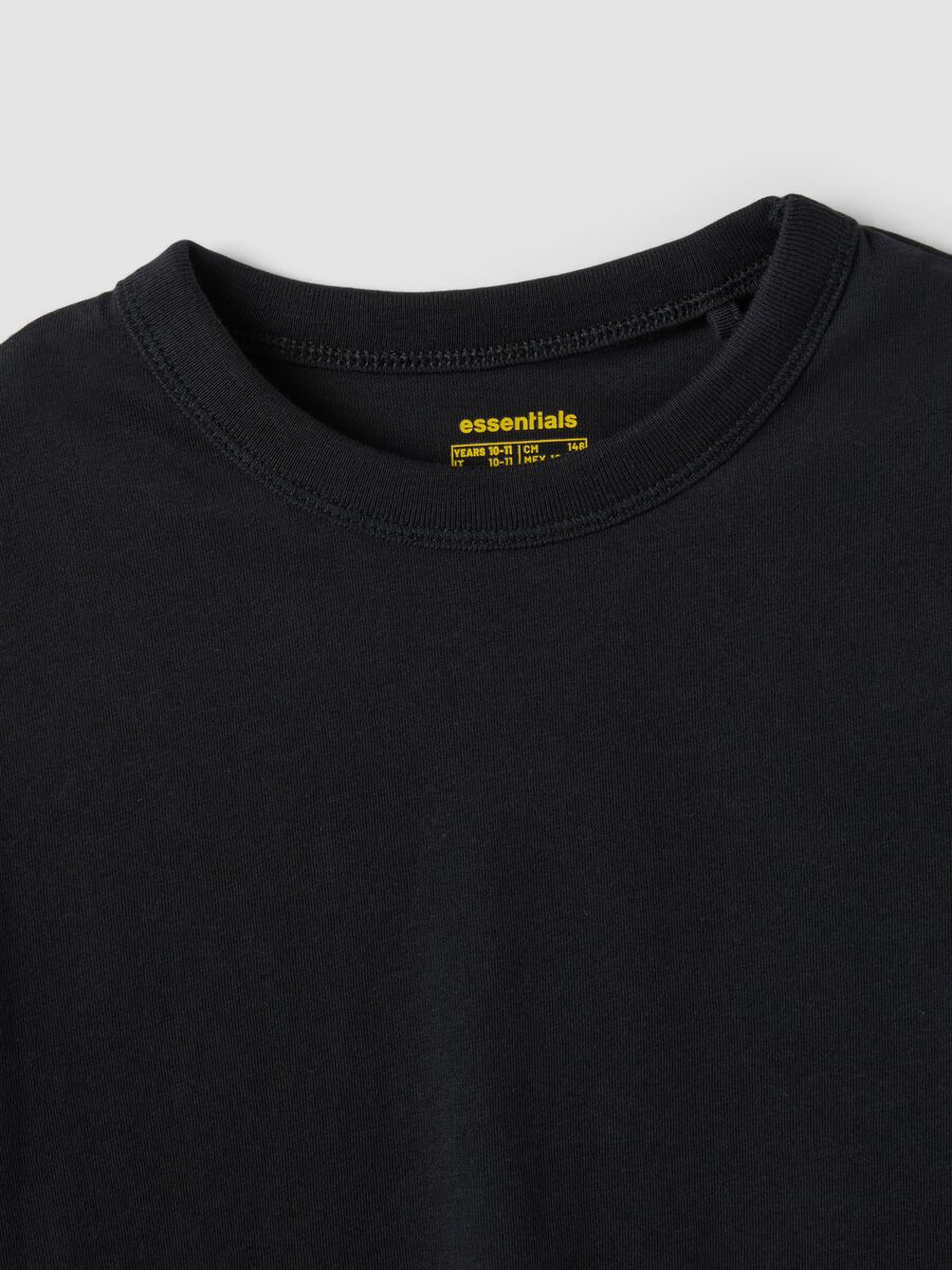T-shirt nera in puro cotone con collo a costine per ragazza_2