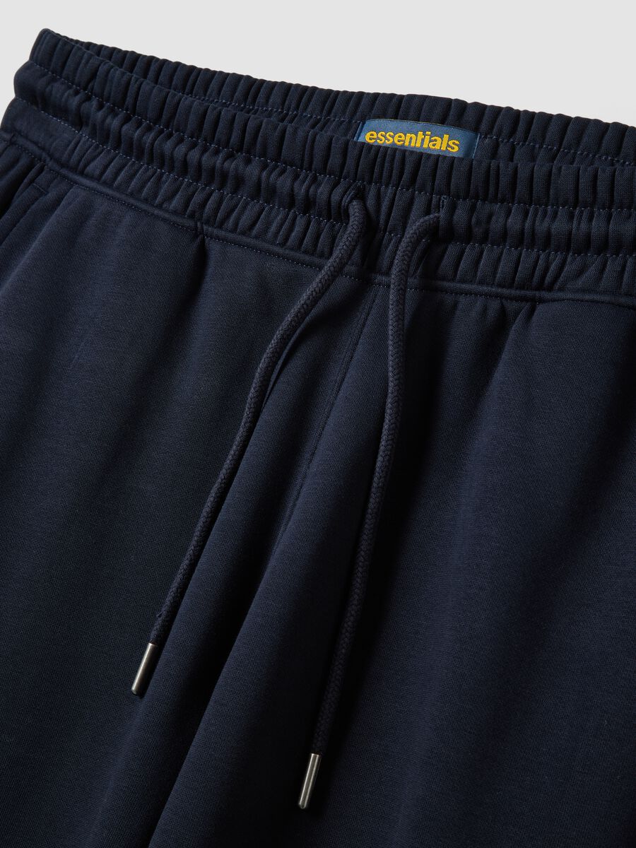 Jogger blu in misto cotone con fondo a polsino e coulisse_1