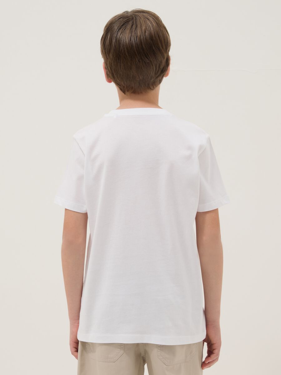 T-shirt bianca a maniche corte in cotone organico_1