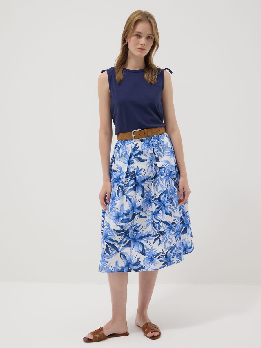 Blue and white cotton midi skirt with floral print_0