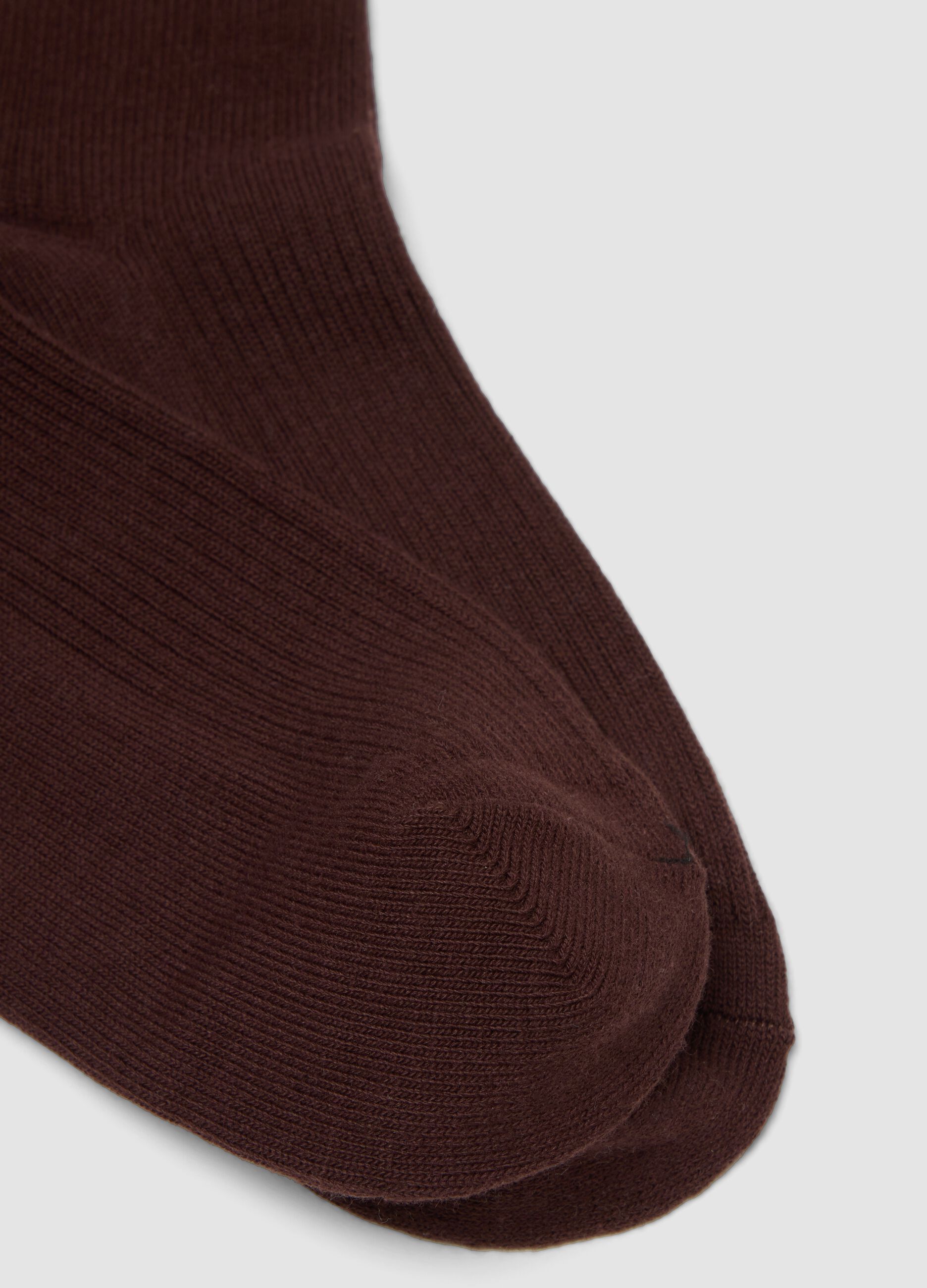 Brown ankle socks in stretch cotton