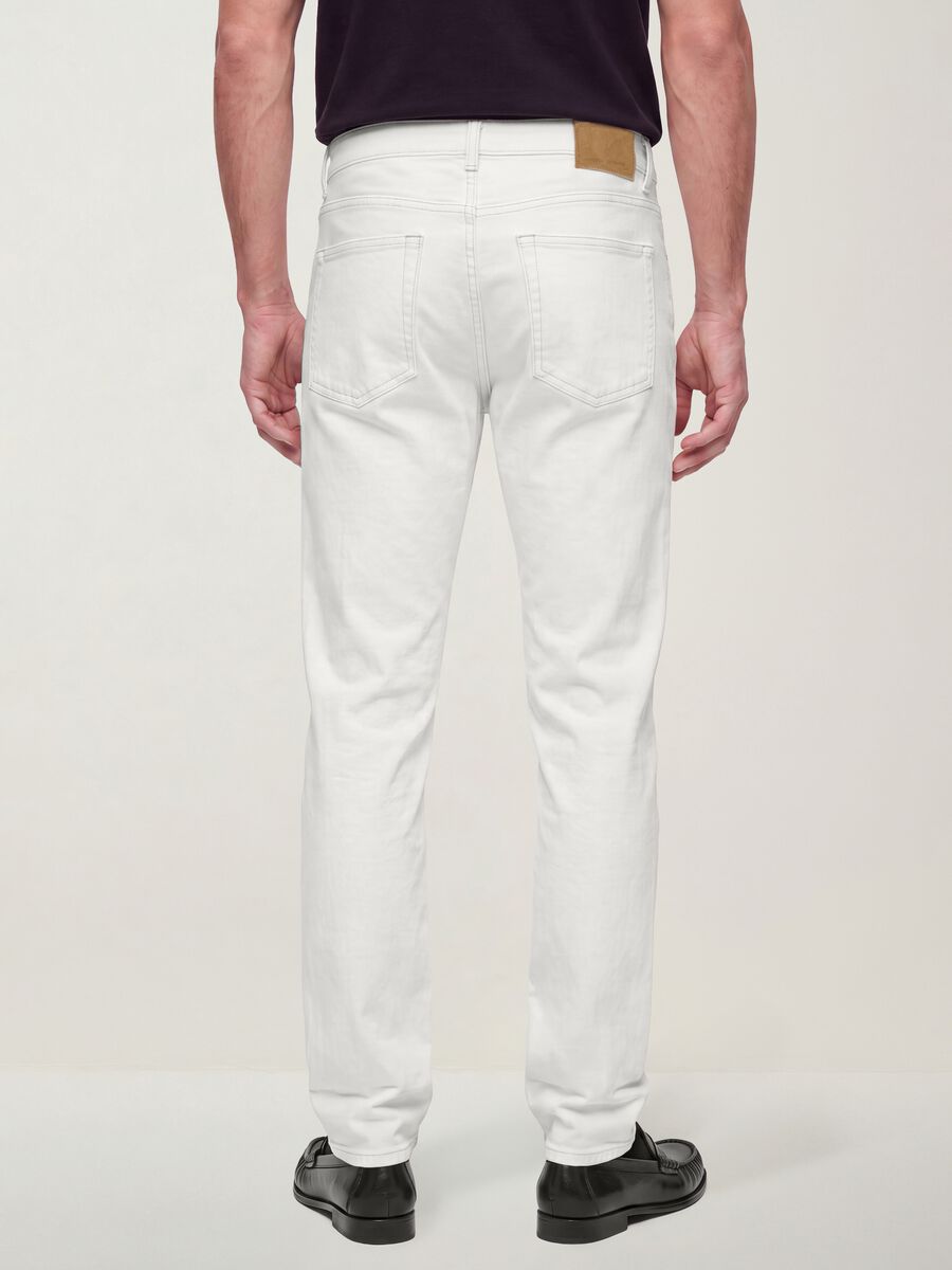 Jeans bianchi slim fit in cotone elasticizzato_2