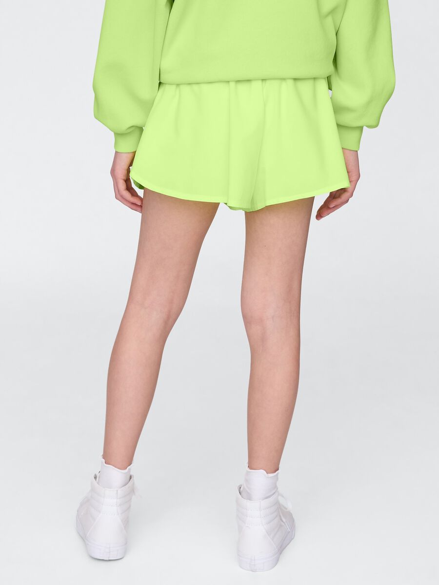 Pantaloncini in tessuto elasticizzato_2