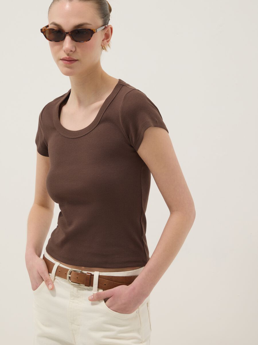 Brown fitted short sleeve cotton stretch T-shirt_1