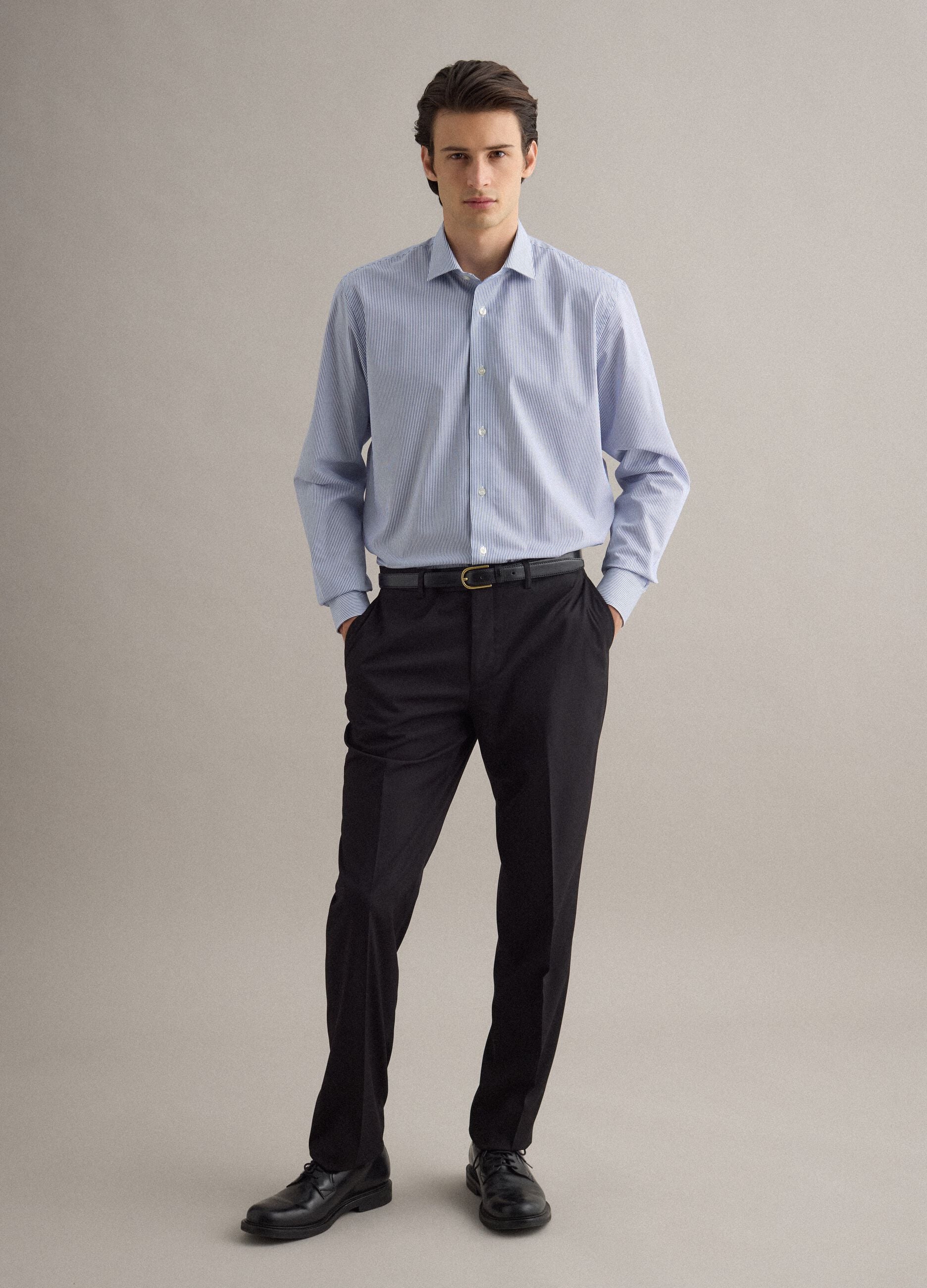 Men's pure cotton blue and white striped regular fit easy iron shirt