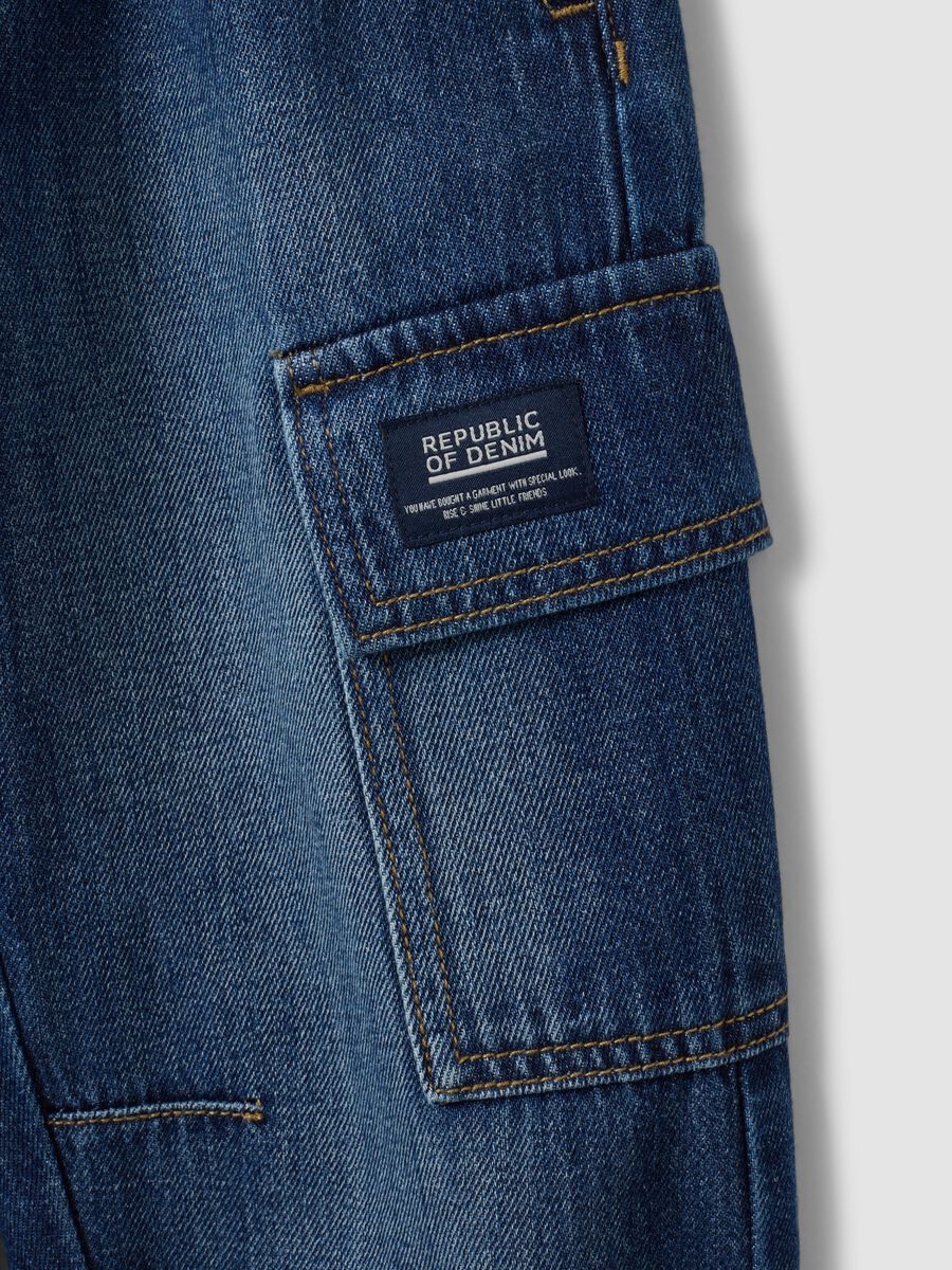 Blue denim joggers in cotton and viscose blend with cargo pockets, relaxed fit_2