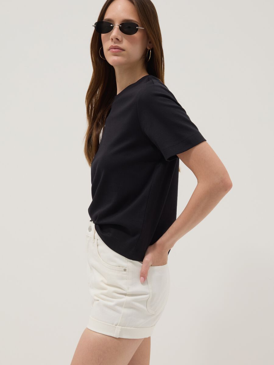 White pure cotton denim shorts_3