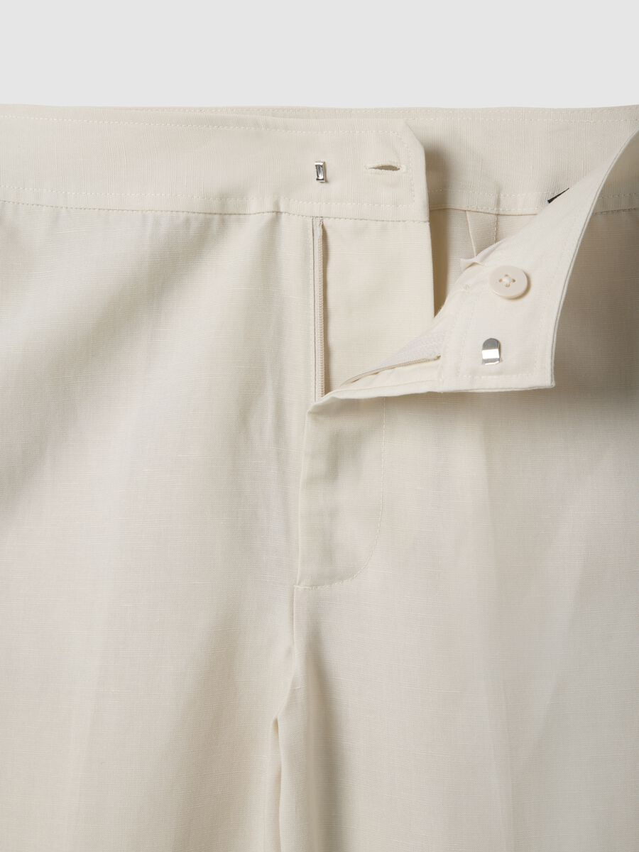 Beige Lyocell and Linen Blend Regular Fit Trousers_5