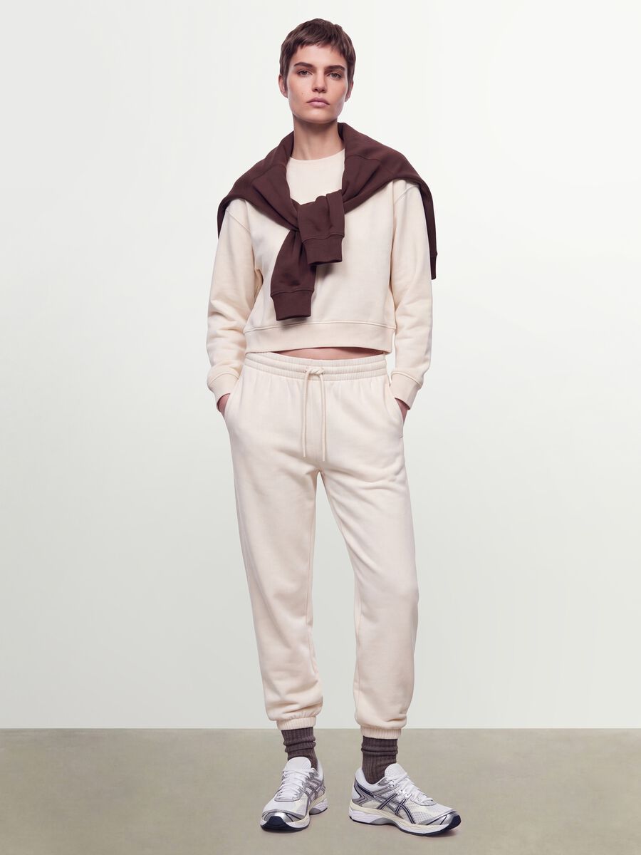 White cotton-blend joggers with elasticated waistband, regular fit_0