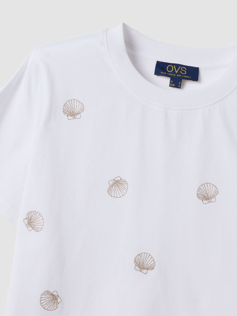 White pure cotton T-shirt with seashell print_5