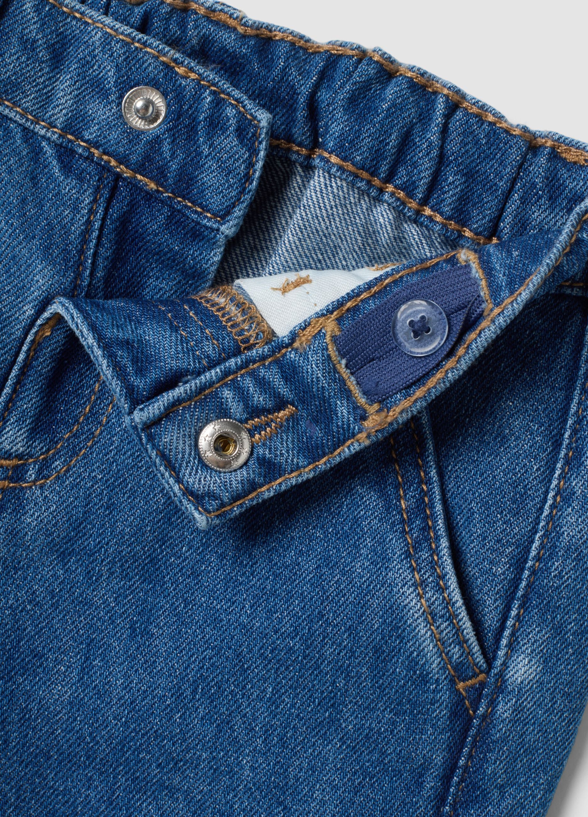 Blue denim cargo trousers in a cotton-viscose blend for baby boy