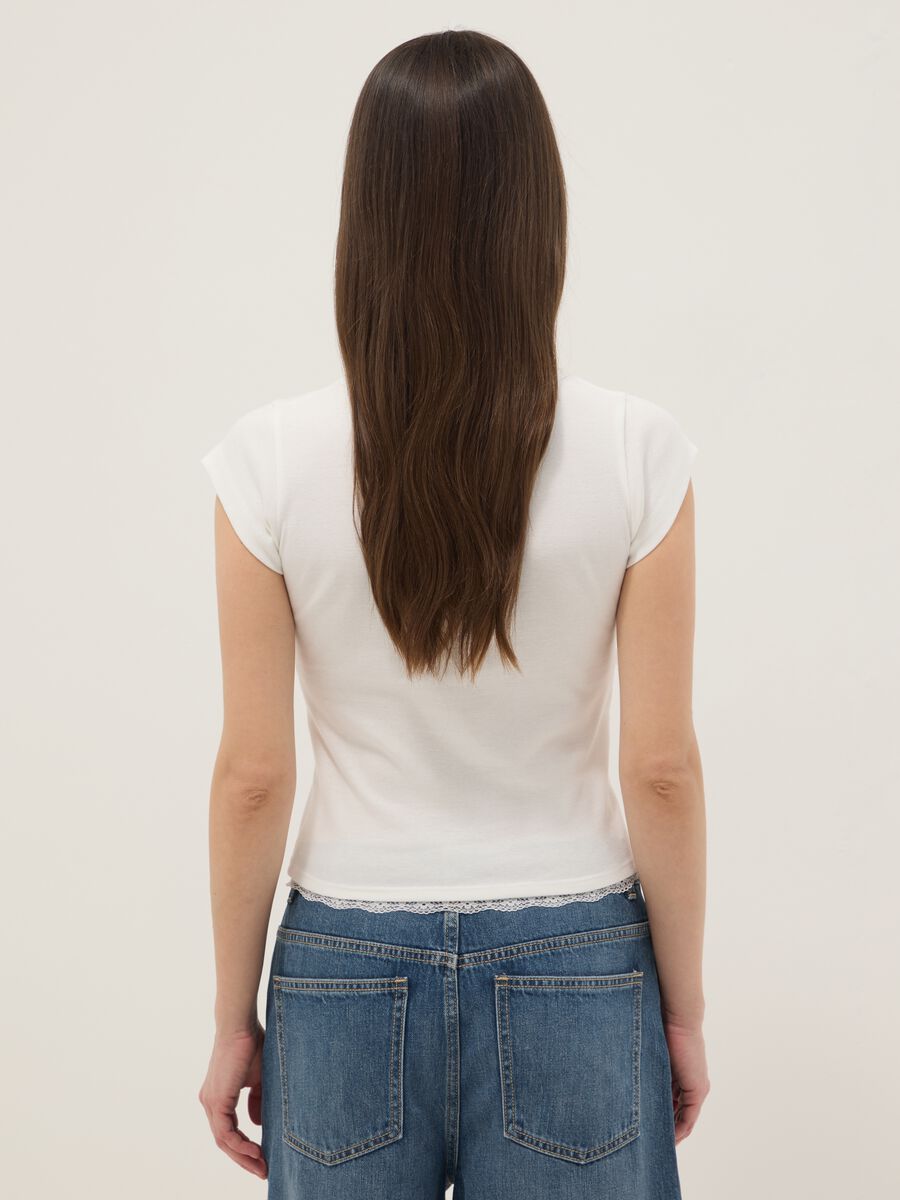 White cotton blend regular fit T-shirt with lace details_2