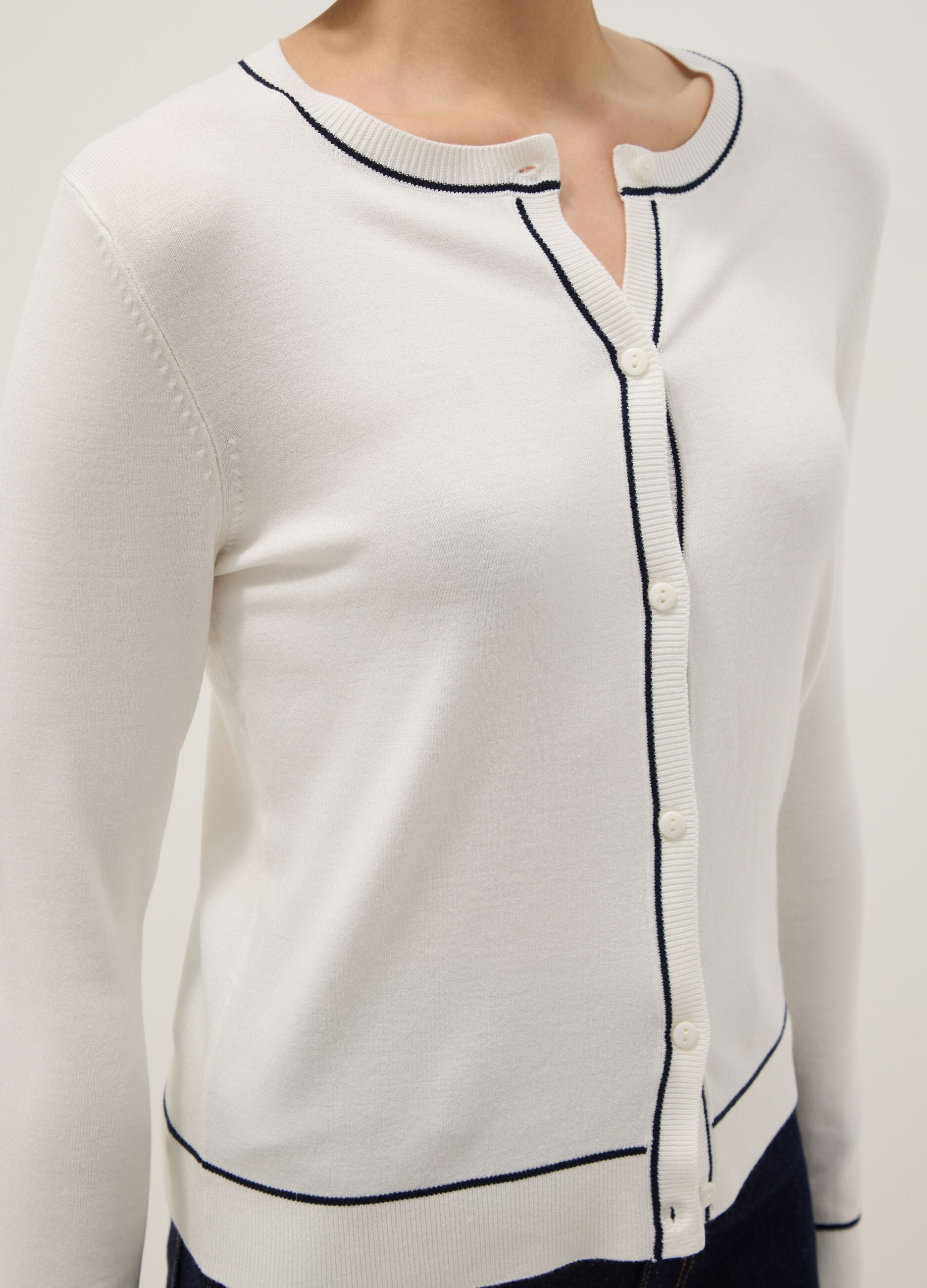 White viscose blend regular fit cardigan with buttons