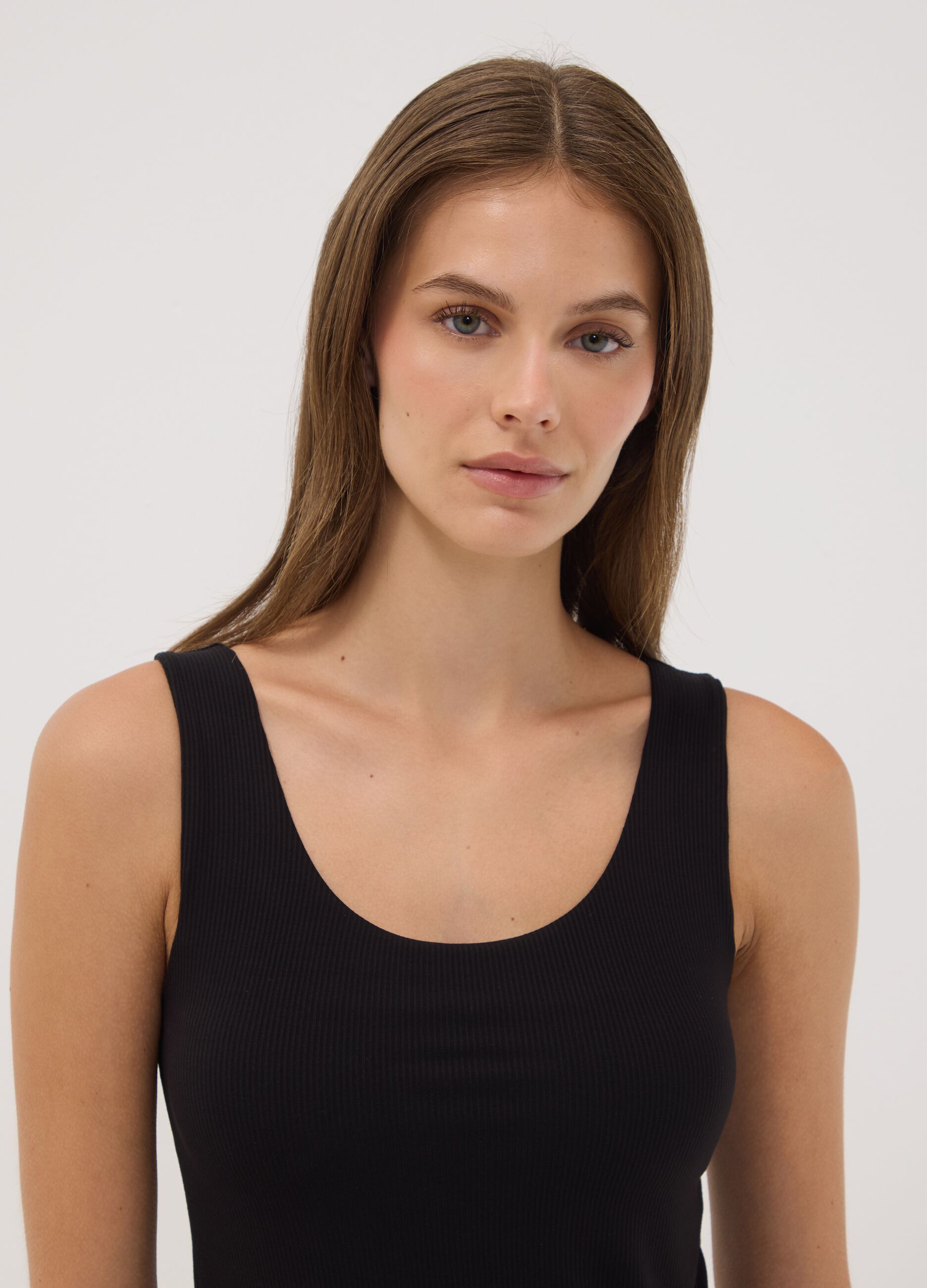 Black stretch viscose crew-neck vest top